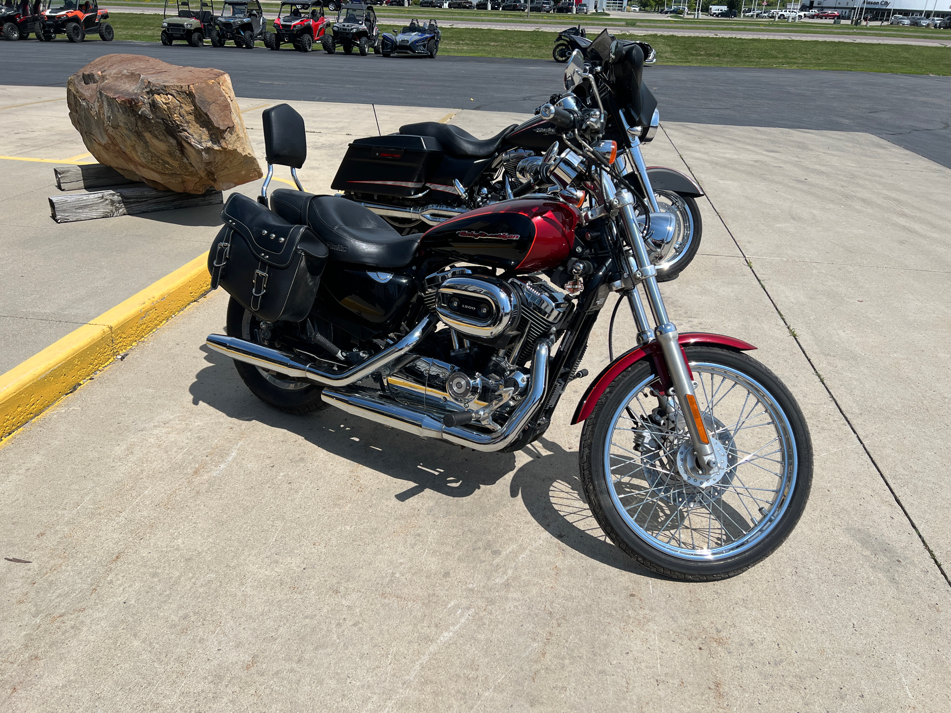 2006 Harley-Davidson Sportster® 1200 Custom 2
