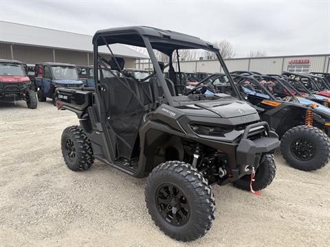 2026 Can-Am Defender XT HD11