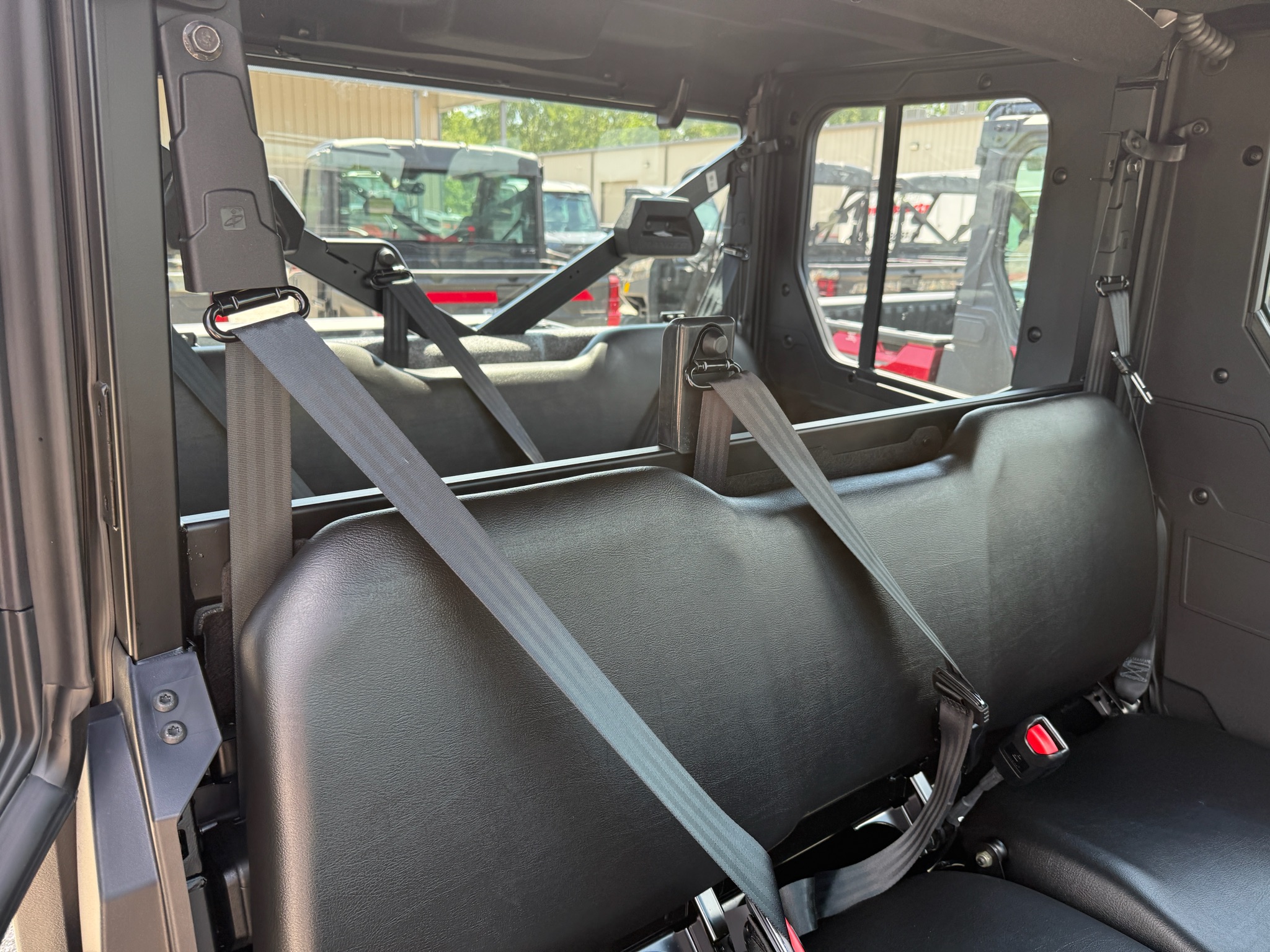2027 Polaris Ranger Crew XP 1000 Cab 3
