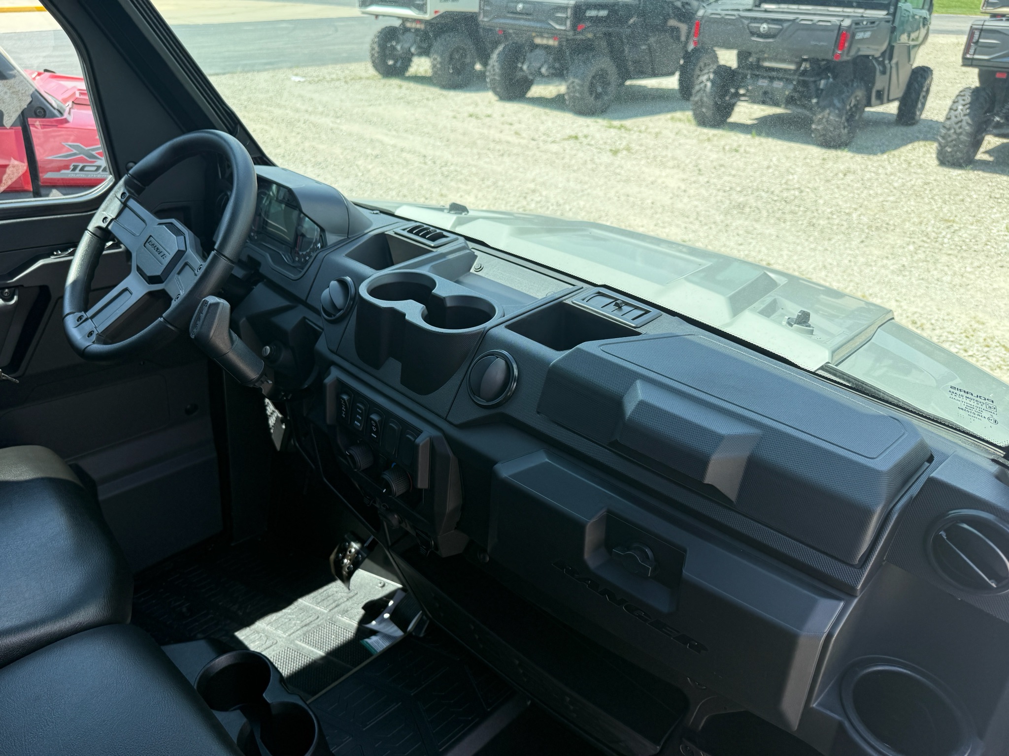 2027 Polaris Ranger Crew XP 1000 Cab 4