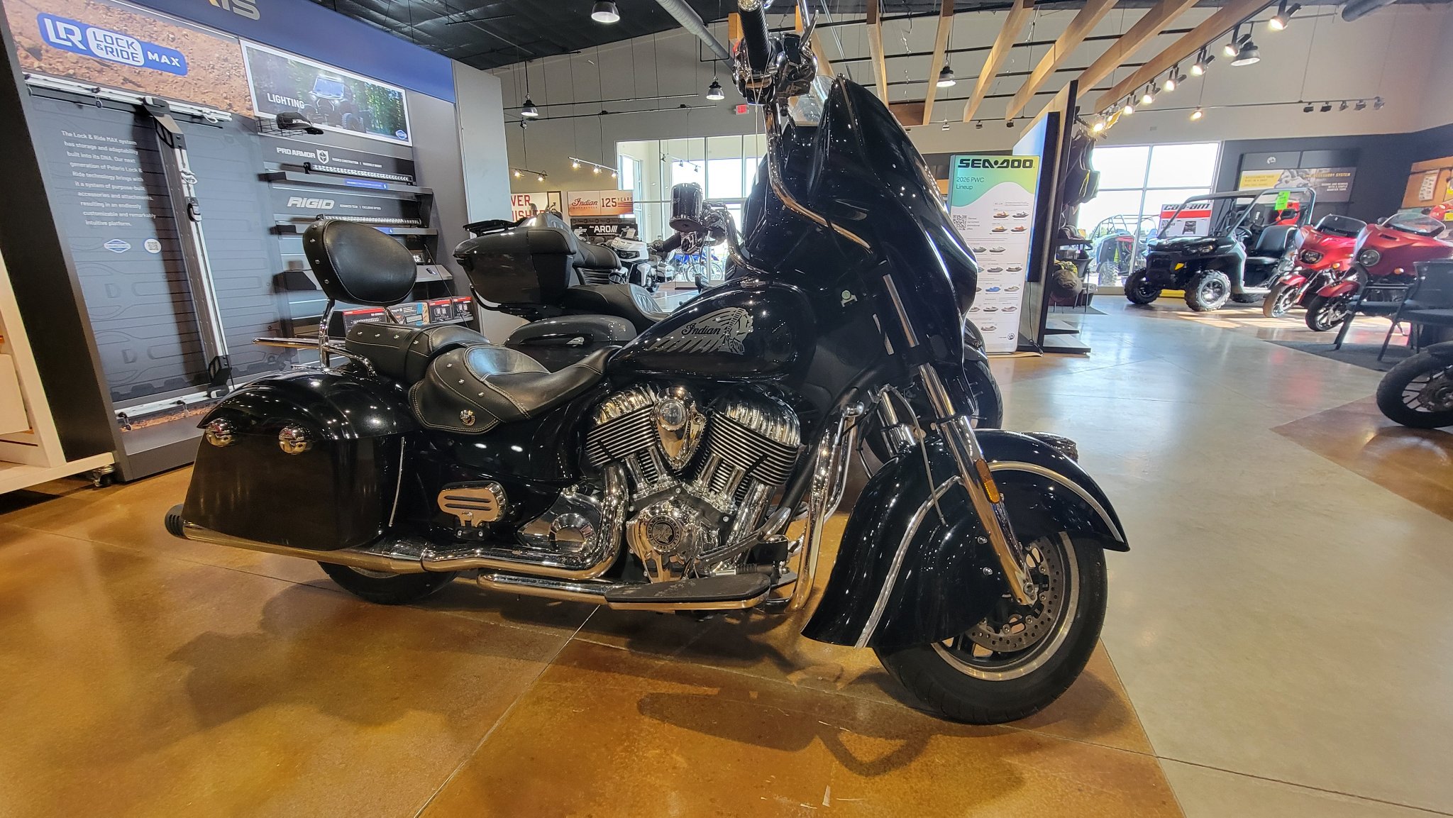 2017  Chieftain® 2