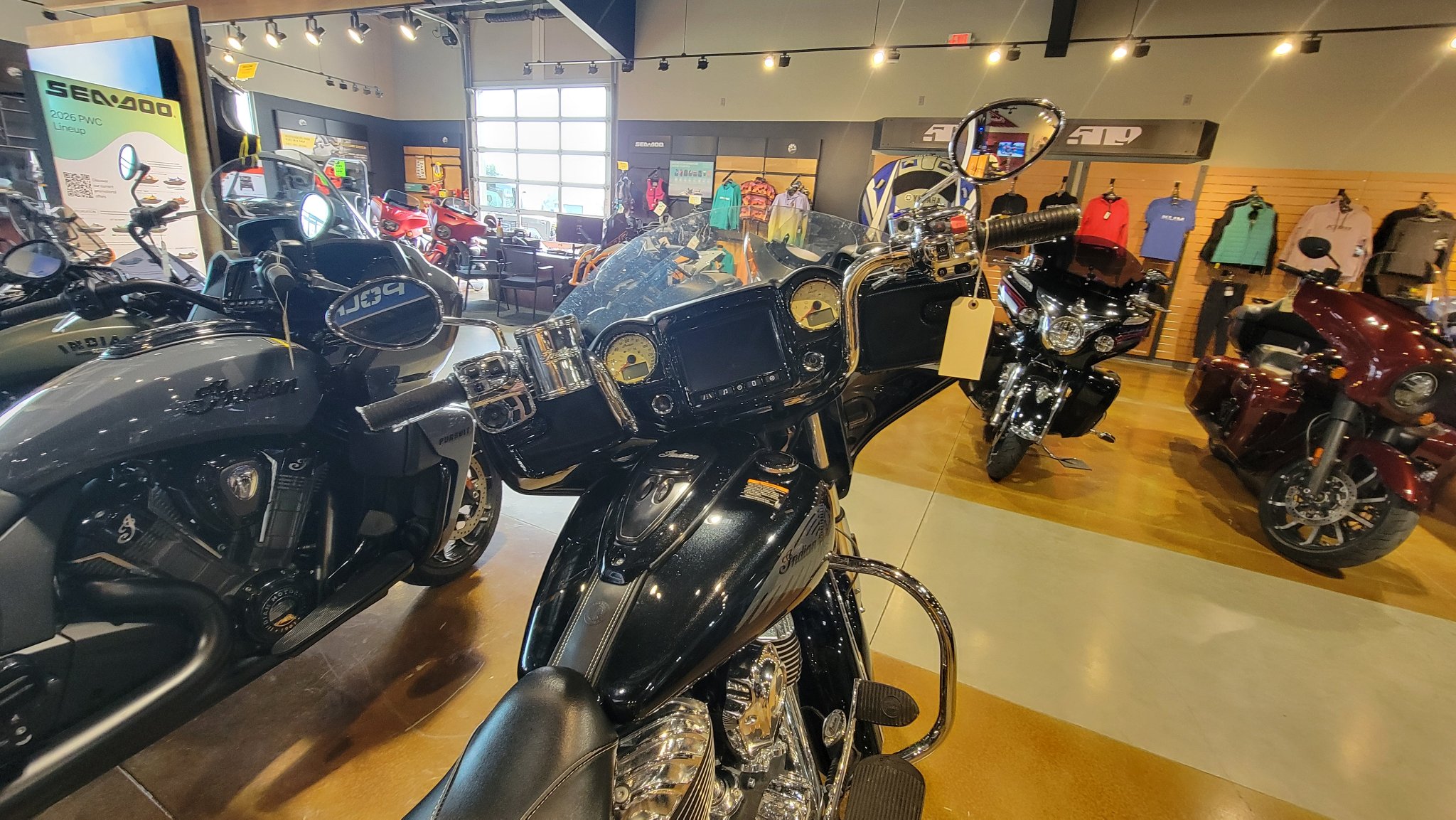 2017  Chieftain® 3