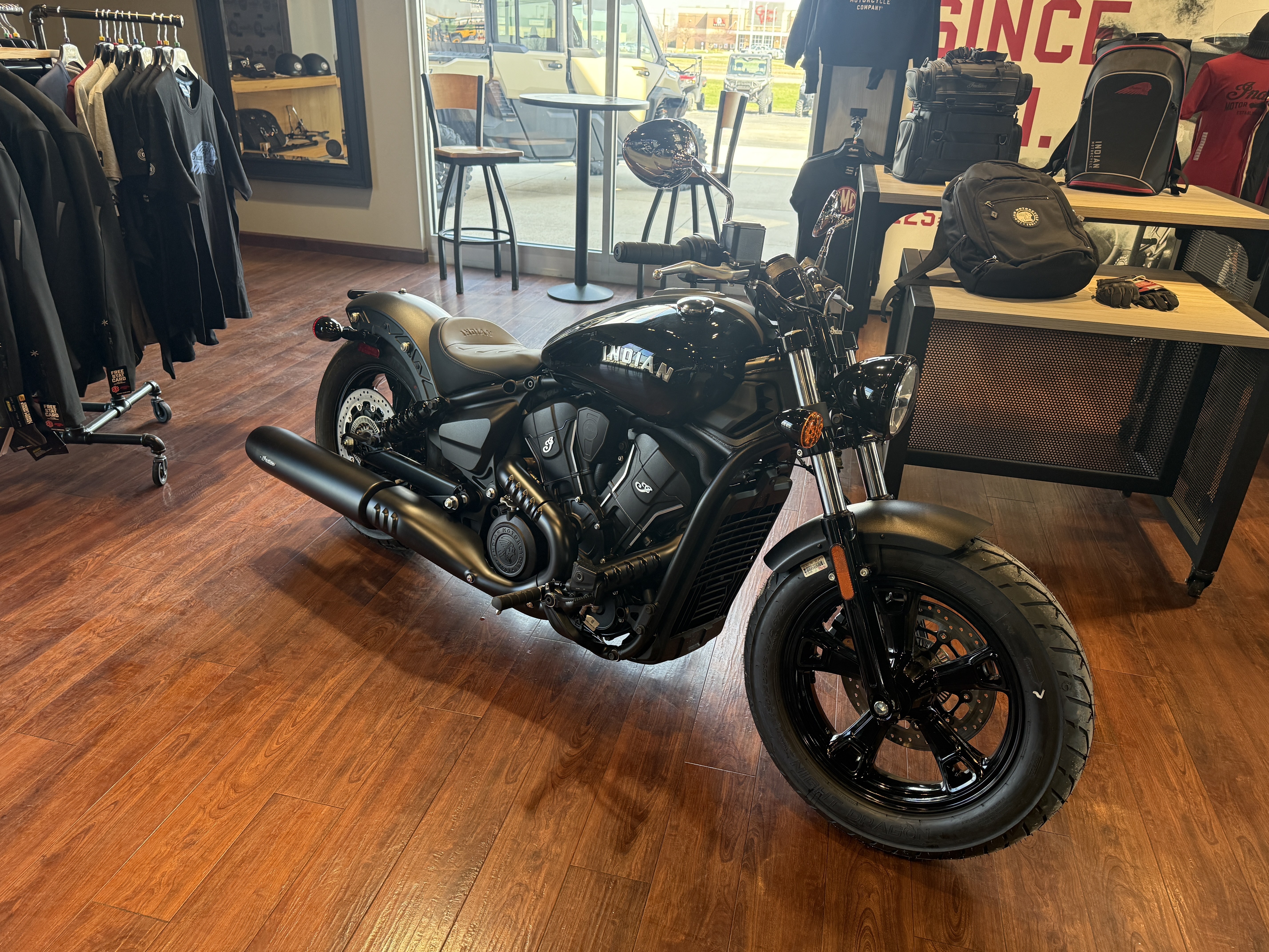 2025  Scout® Sixty Bobber 1
