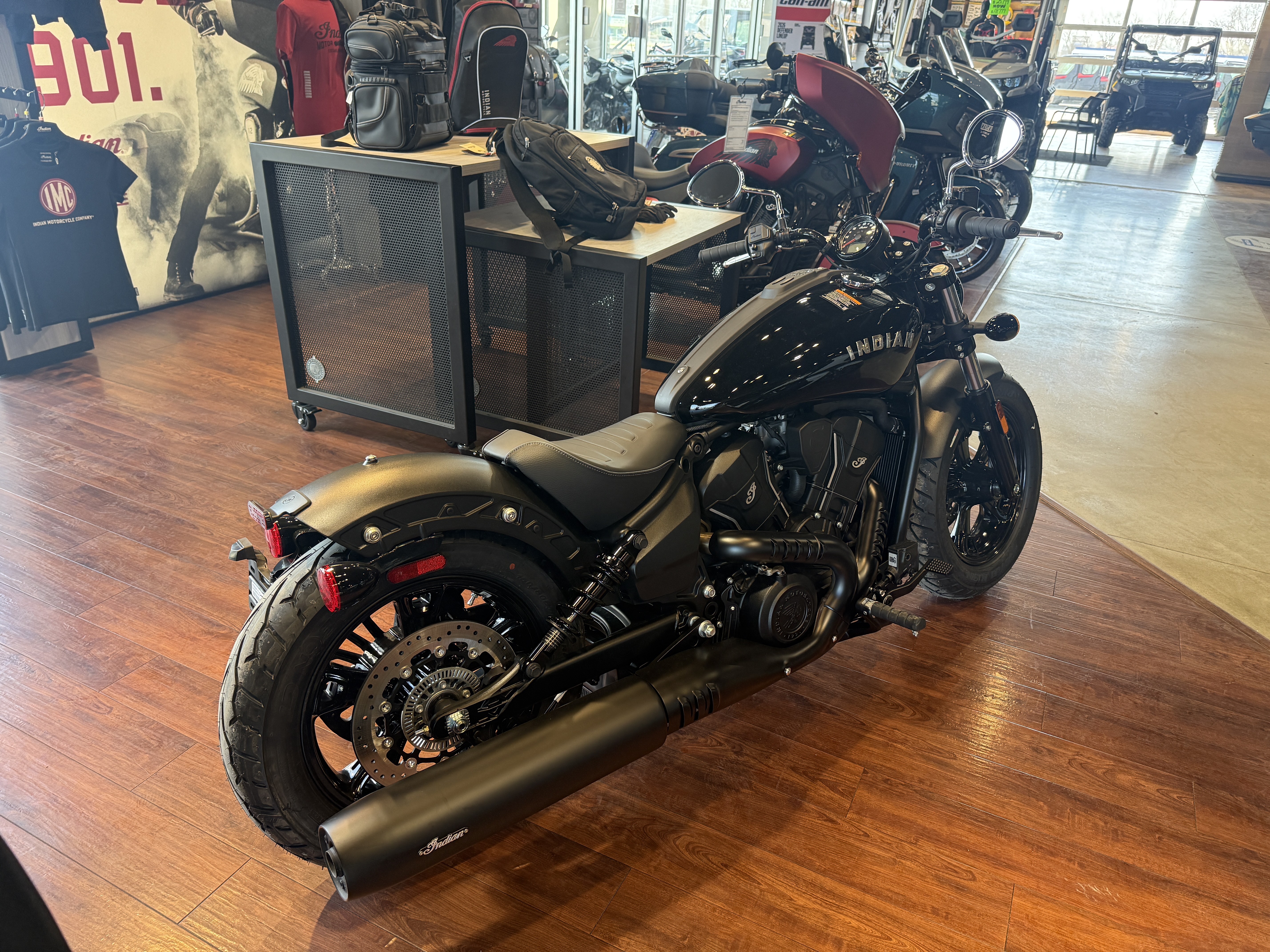 2025  Scout® Sixty Bobber 2