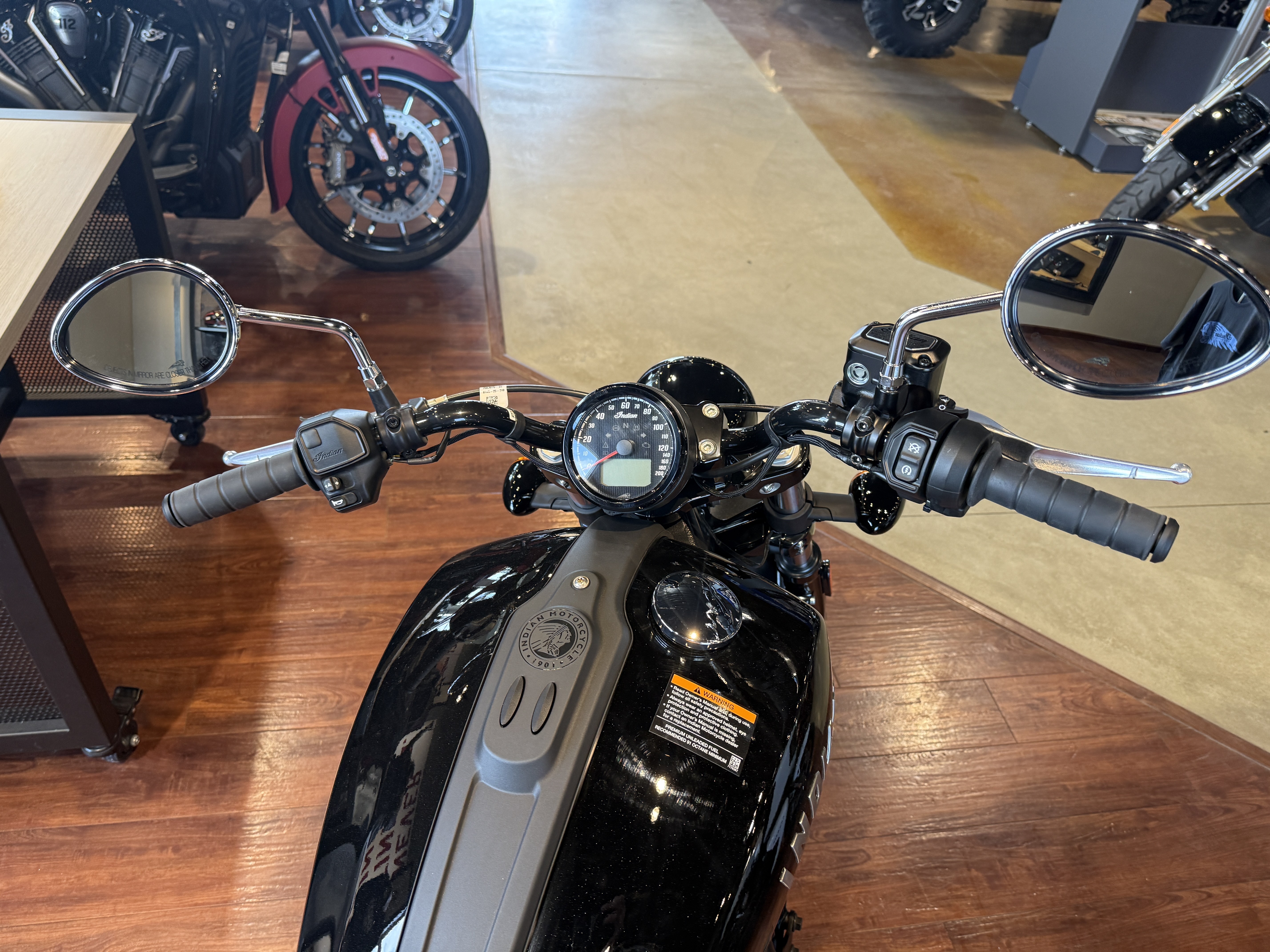 2025  Scout® Sixty Bobber 3