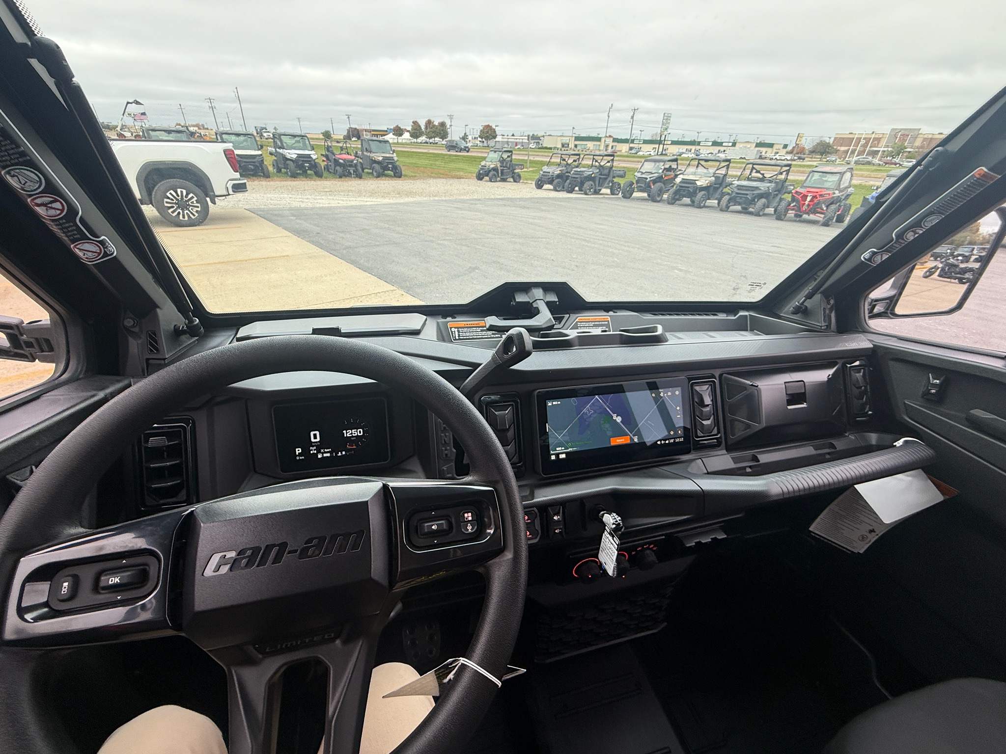 2027 Can-Am™ Defender XU Limited HD11 8