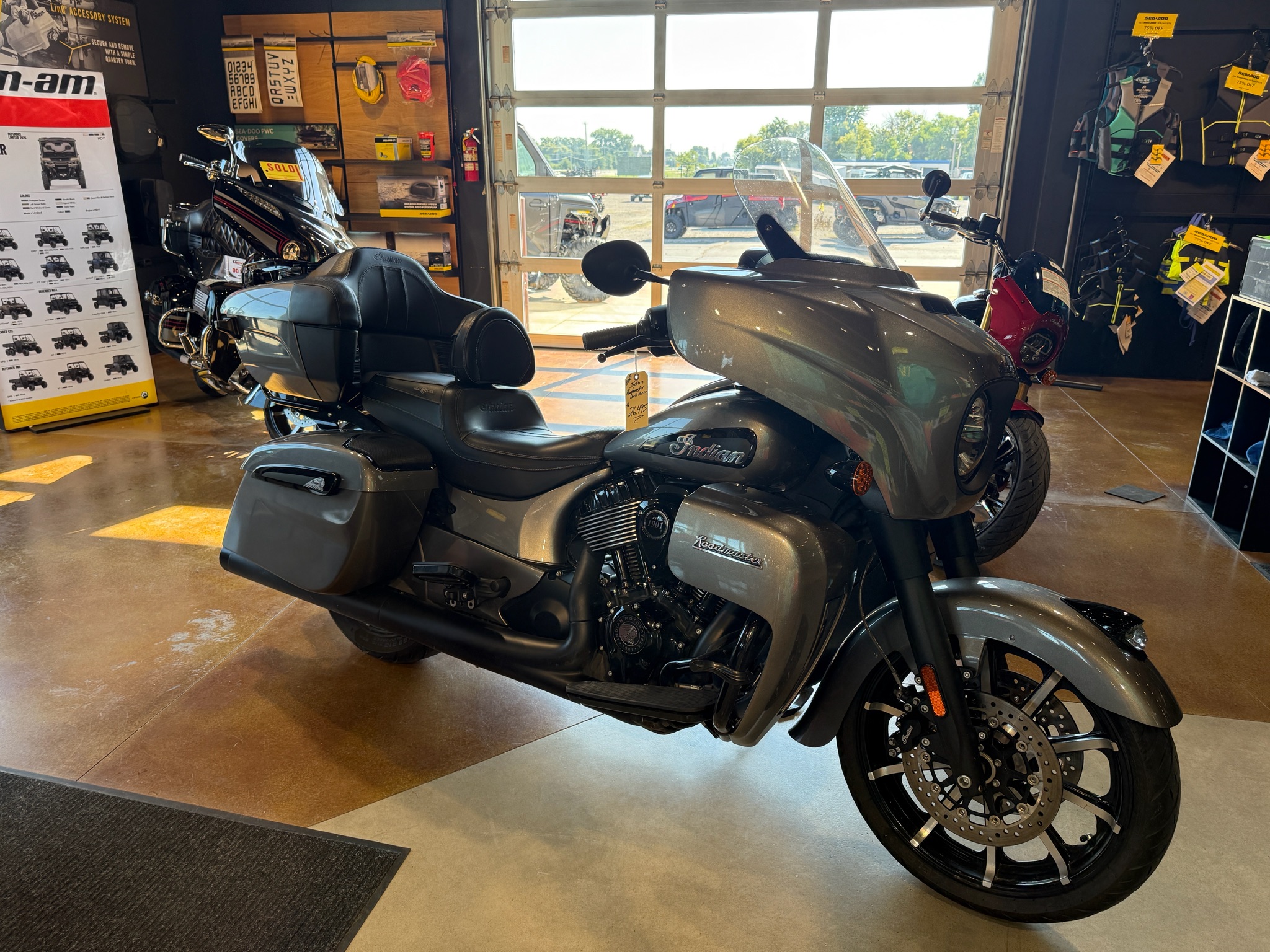2025  Roadmaster® Dark Horse® with PowerBand Audio Packa for sale 1242955