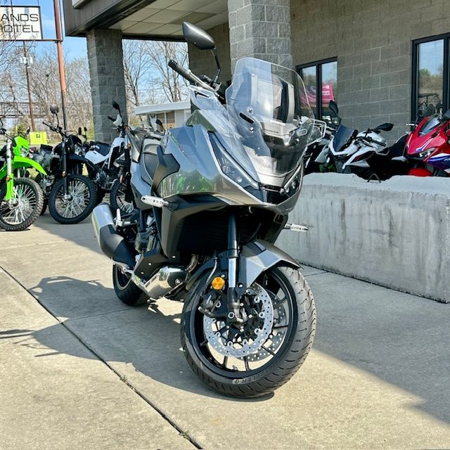 2026 Honda NT1100 DCT 1