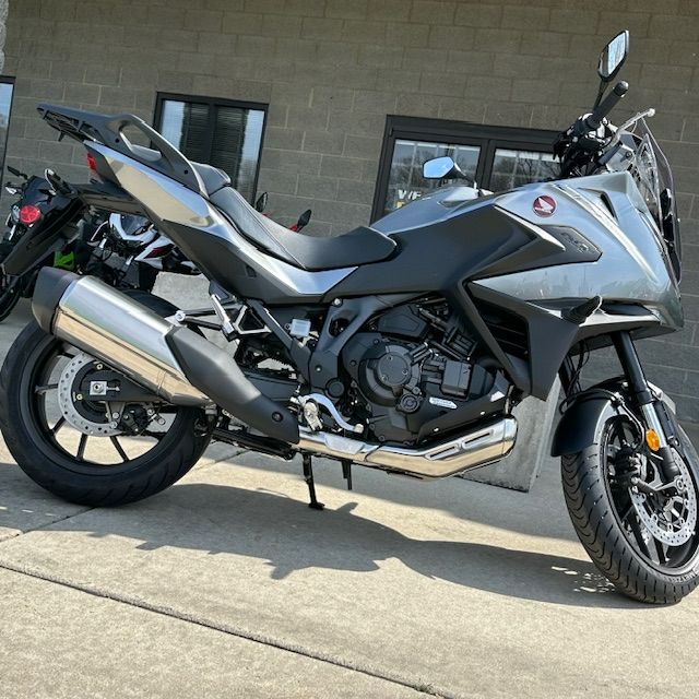 2026 Honda NT1100 DCT 10