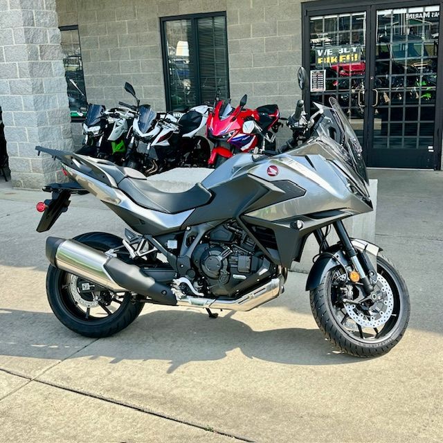 2026 Honda NT1100 DCT 11