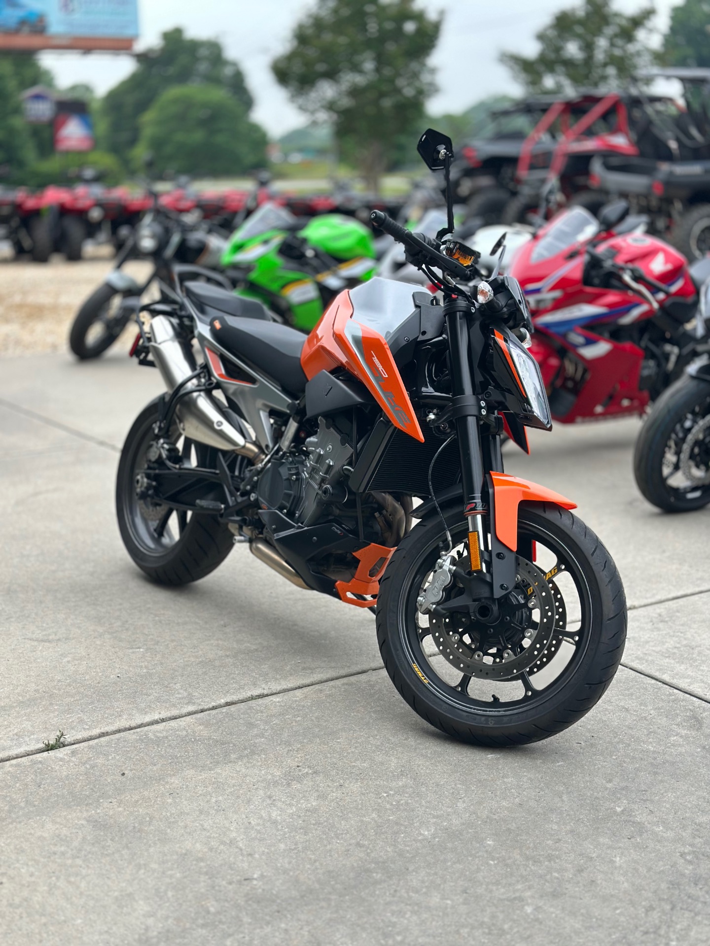 2019 KTM 790 Duke 11