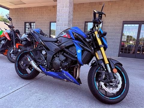 2018 Suzuki GSX-S750 — photo 1 of 8