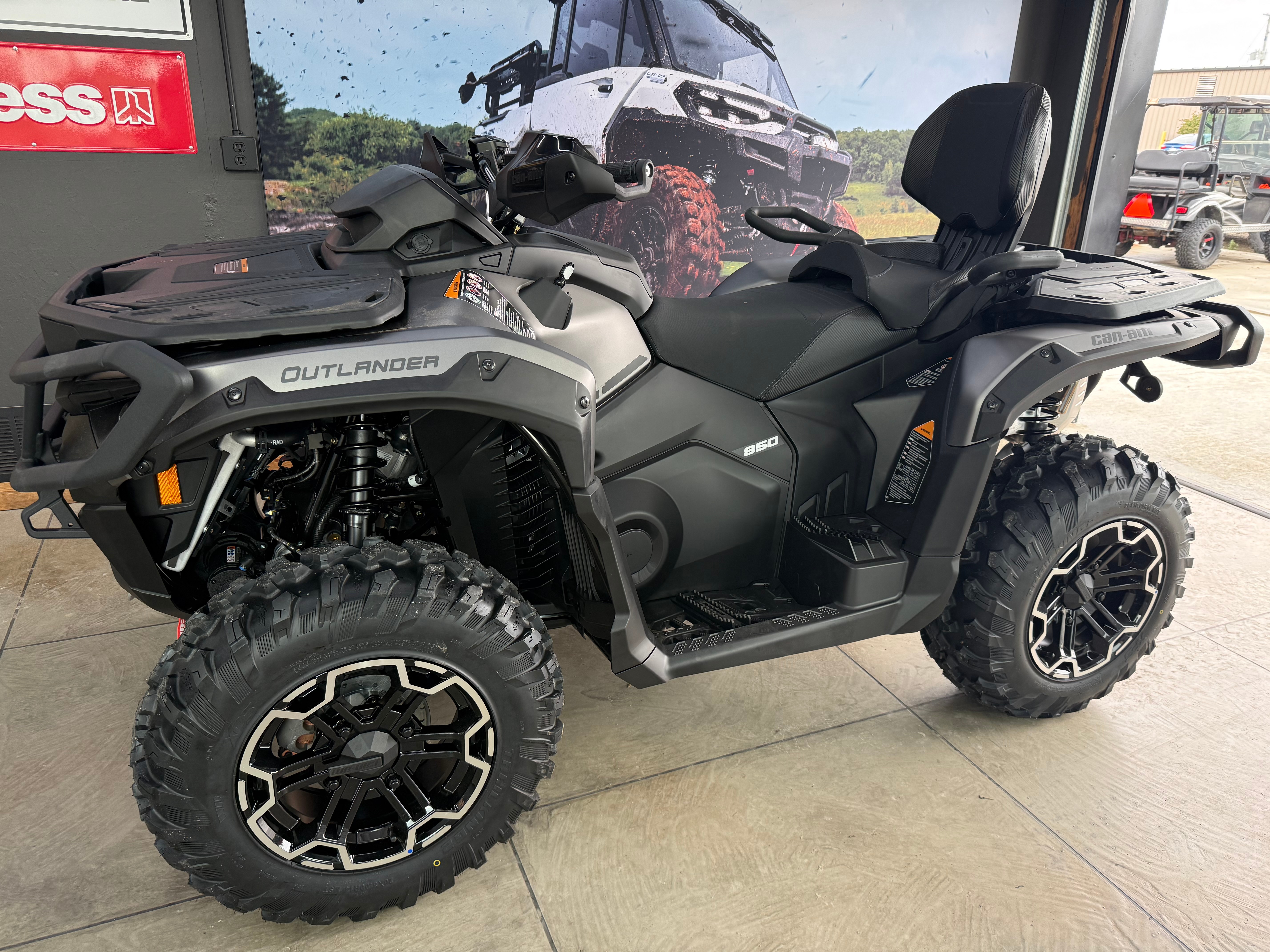 2026 Can-Am™ Outlander MAX XT 850 1