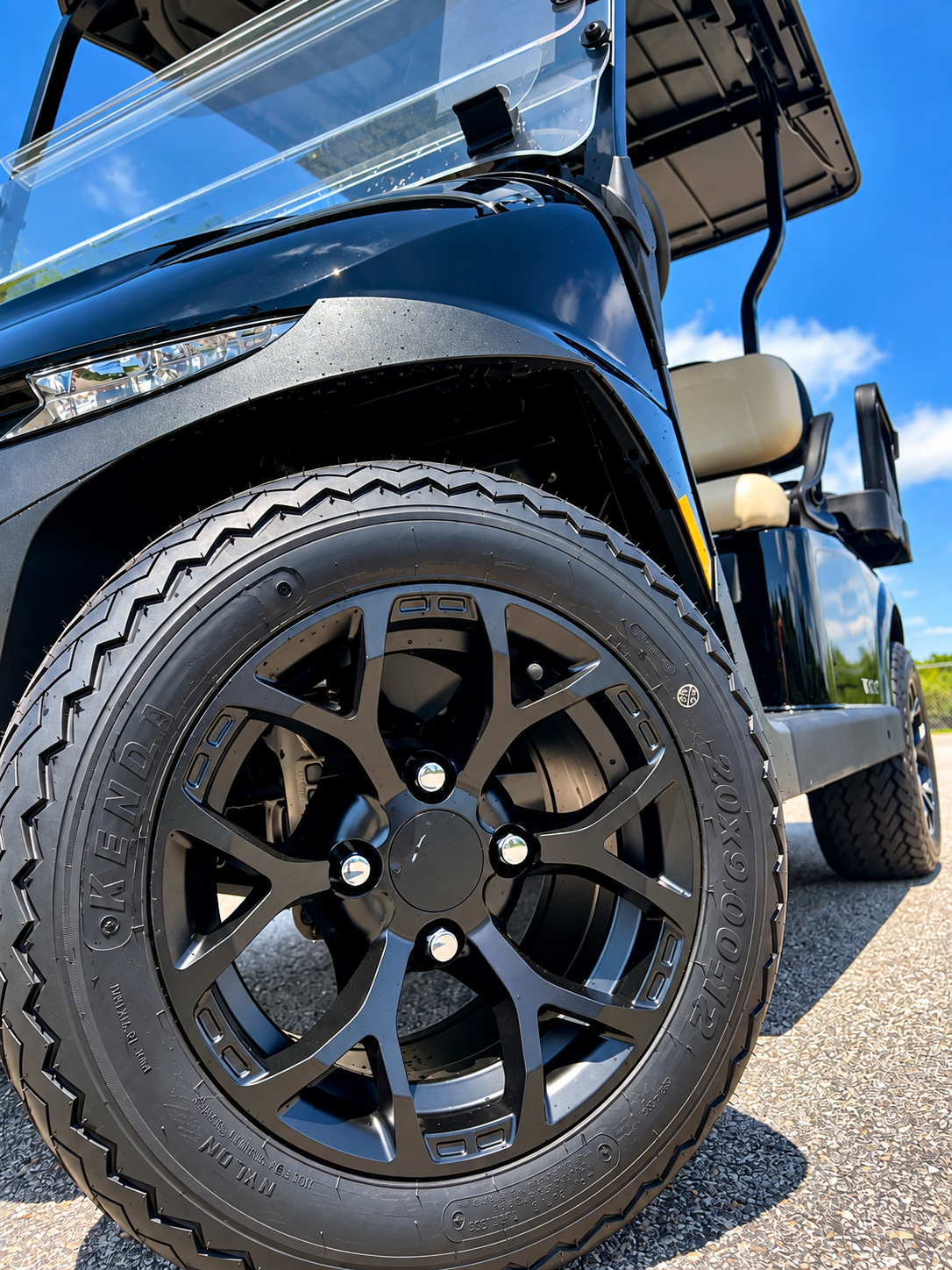 2026 EZGO Valor photo 2