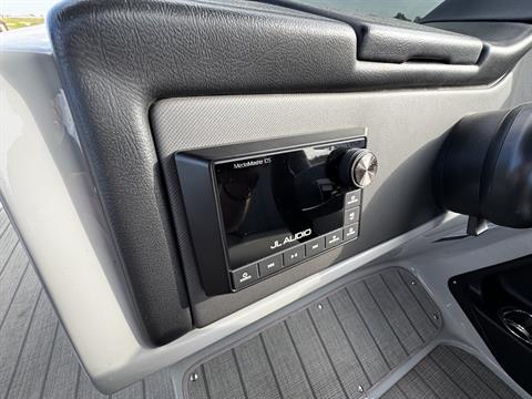 2024 Manitou LX 27 Rear Facing X-treme Windshield (RFXW) in Paducah, Kentucky - Photo 8