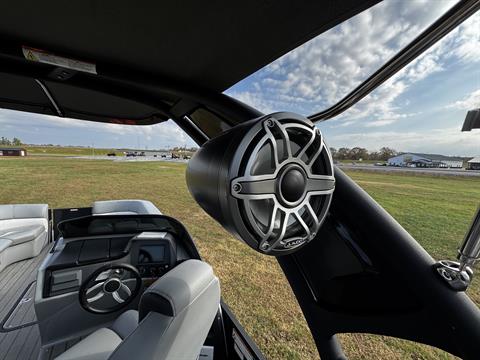 2024 Manitou LX 27 Rear Facing X-treme Windshield (RFXW) in Paducah, Kentucky - Photo 9