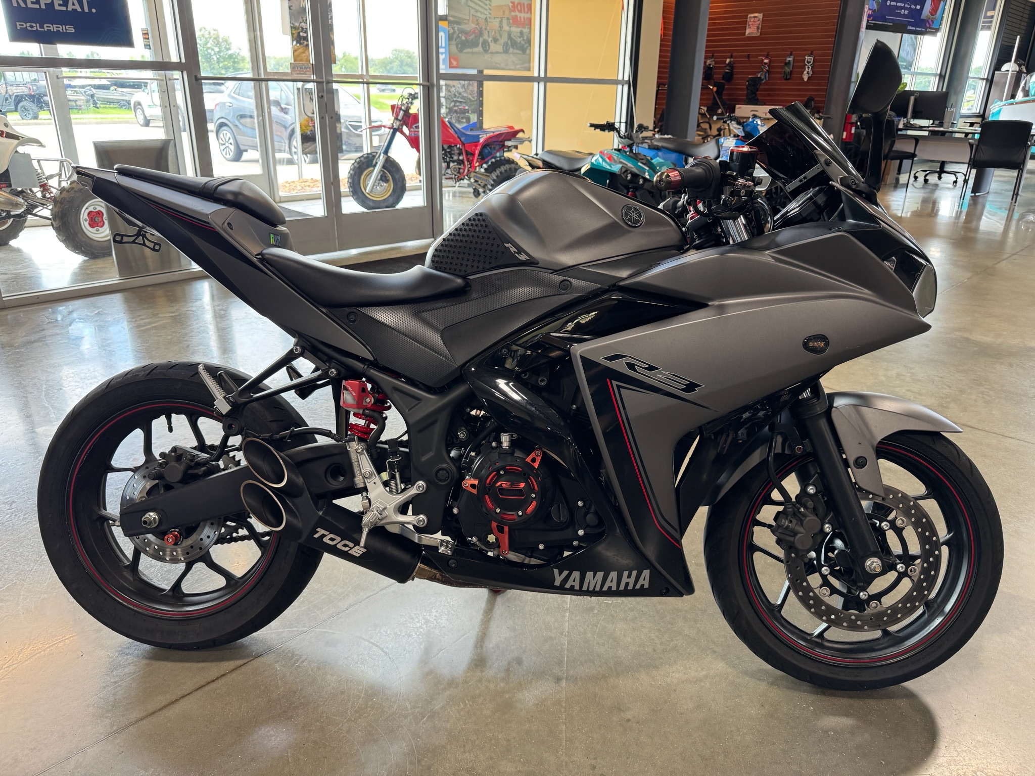 2016 Yamaha YZF-R3 1