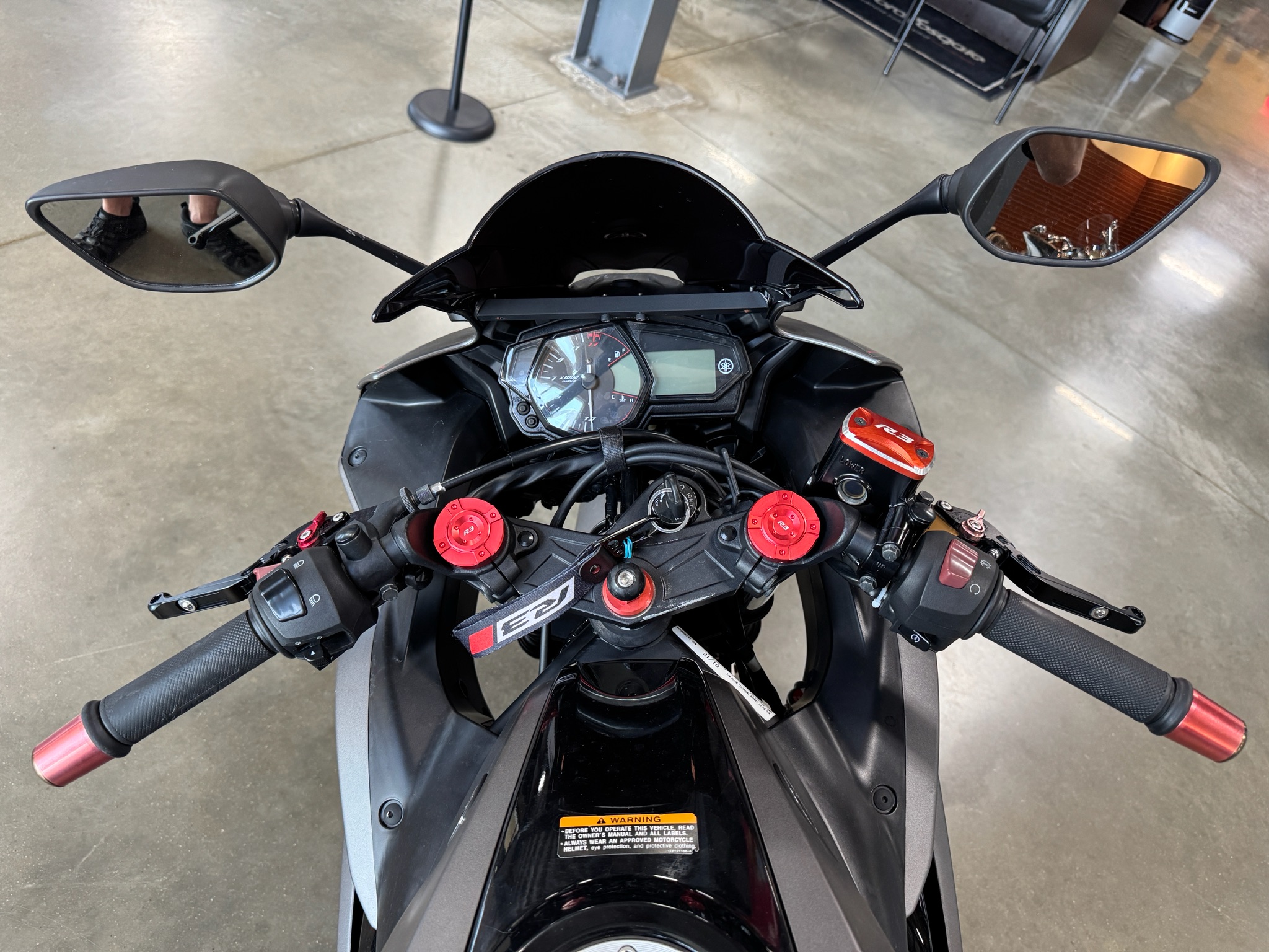 2016 Yamaha YZF-R3 4