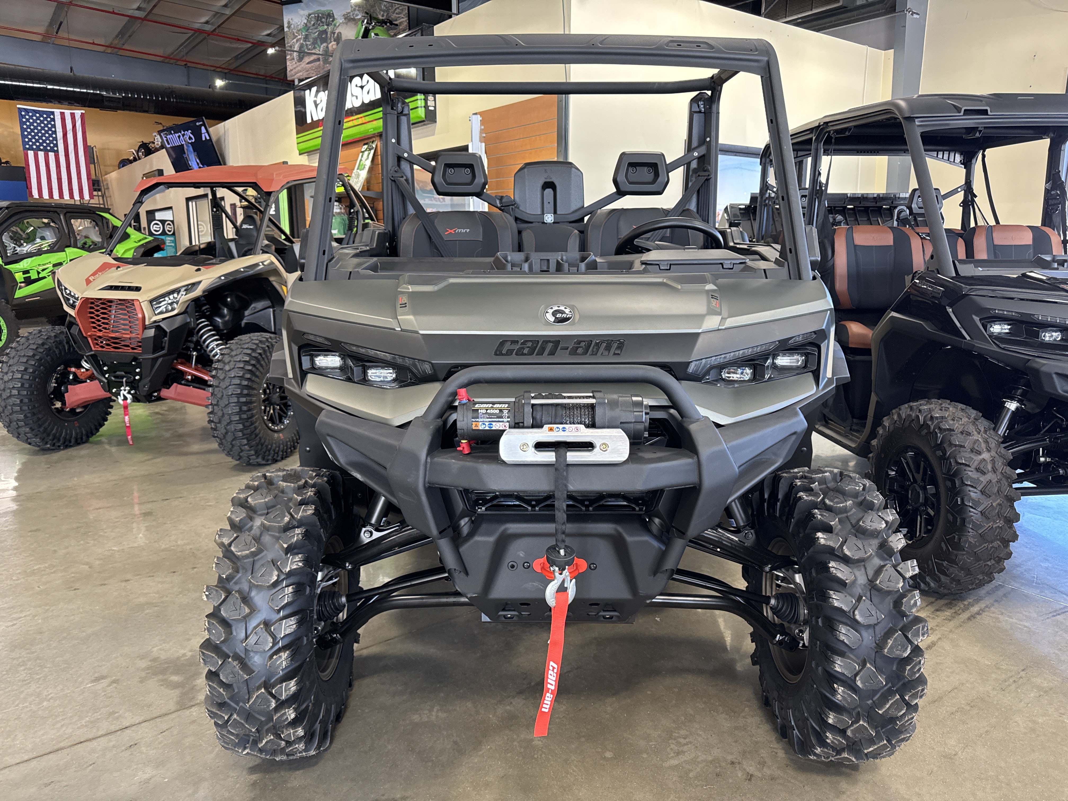 2026 Can-Am Defender X MR HD11 with Half-Doors in Paducah, Kentucky - Photo 2