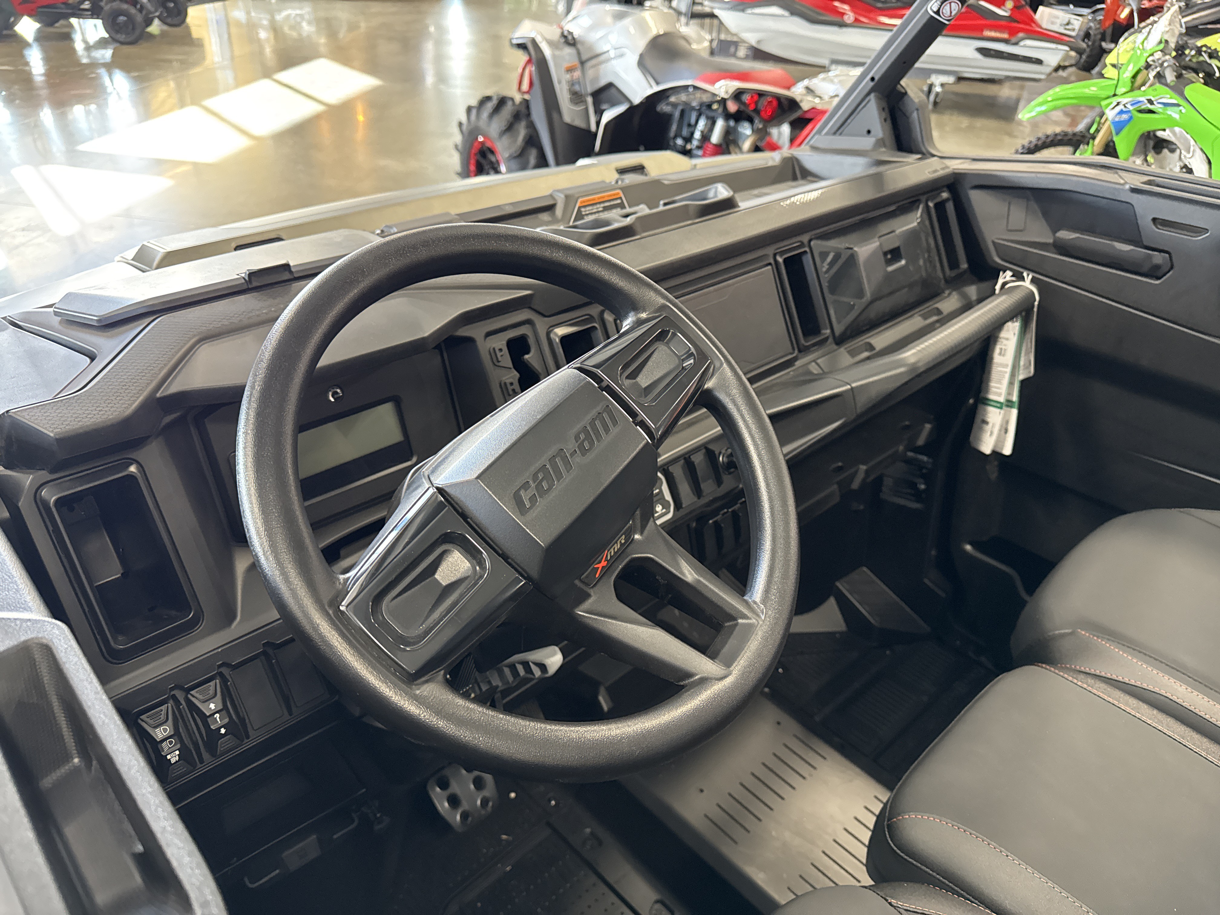 2026 Can-Am Defender X MR HD11 with Half-Doors in Paducah, Kentucky - Photo 4