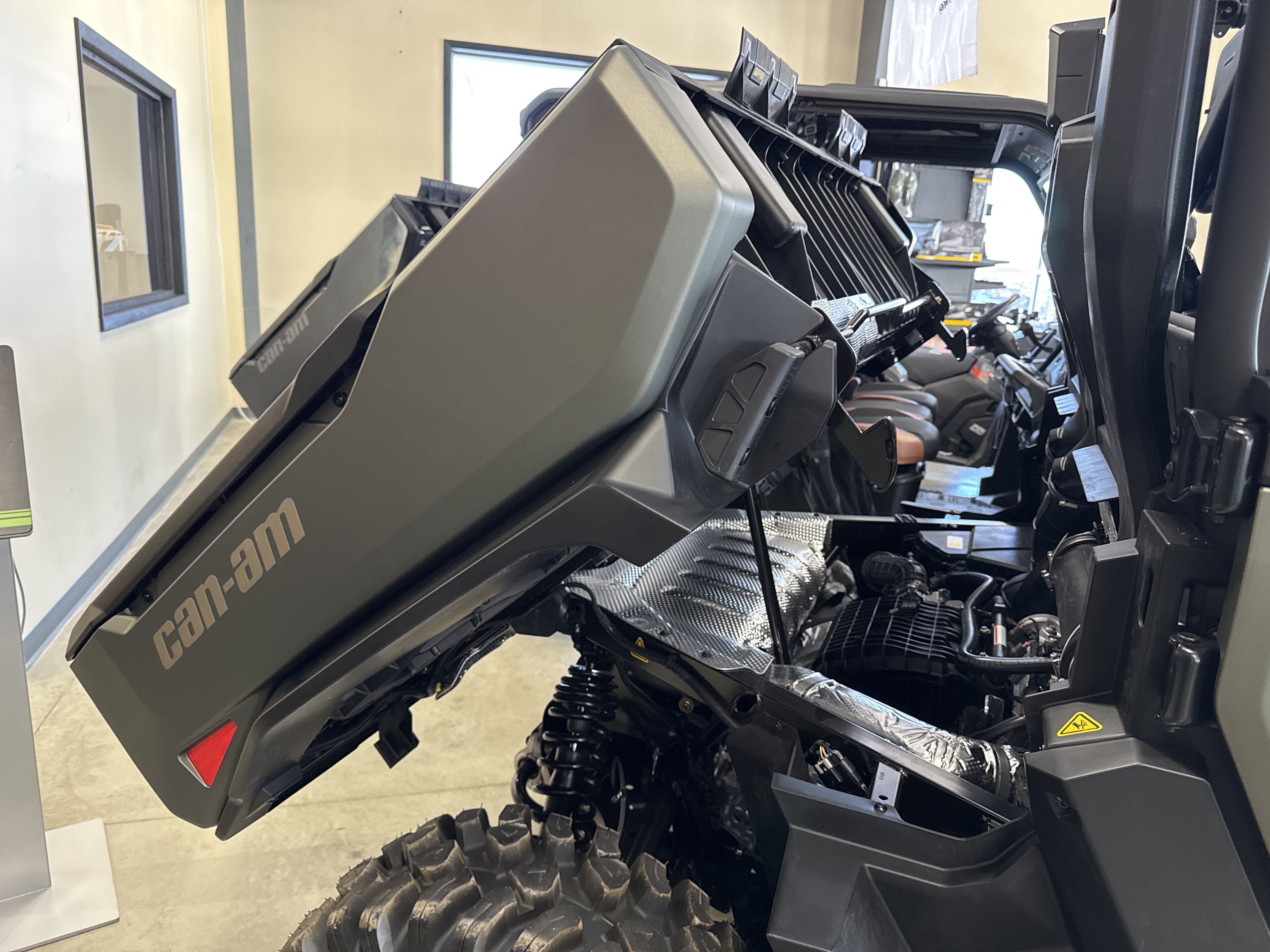 2026 Can-Am Defender X MR HD11 with Half-Doors in Paducah, Kentucky - Photo 7