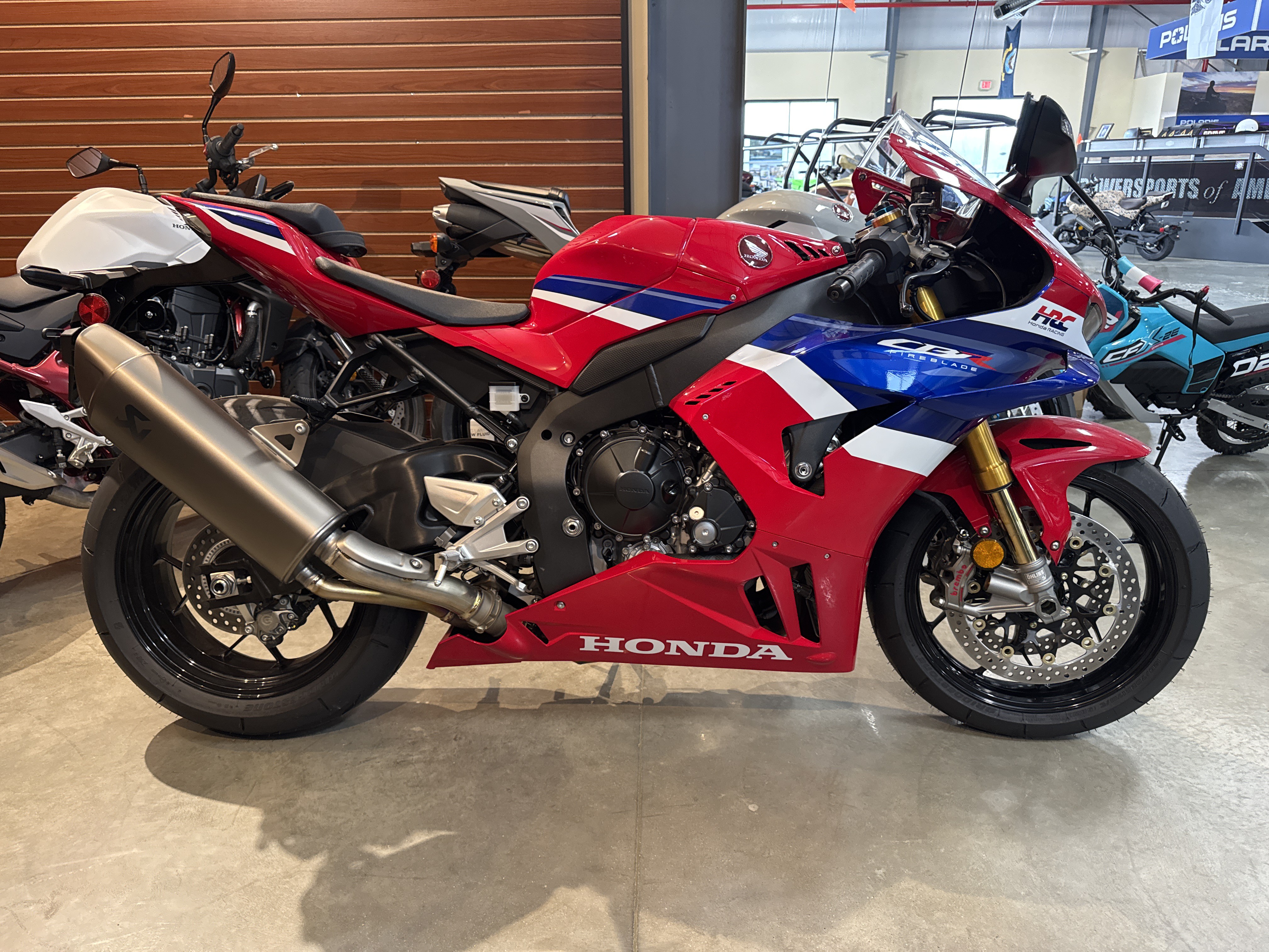 2025 Honda CBR1000RR-R Fireblade SP in Paducah, Kentucky - Photo 1