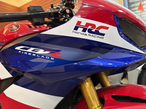 2025 Honda CBR1000RR-R Fireblade SP in Paducah, Kentucky - Photo 3