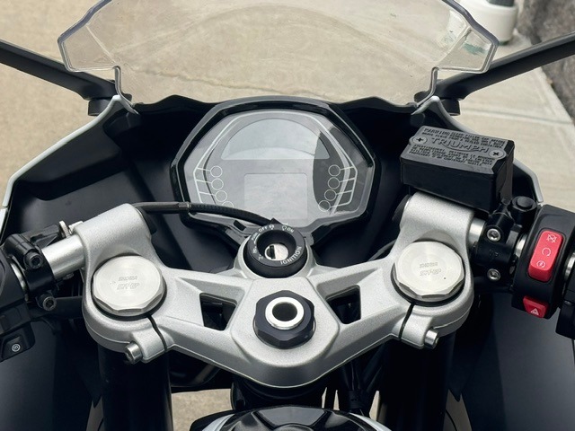 2025 Triumph Daytona 660 10