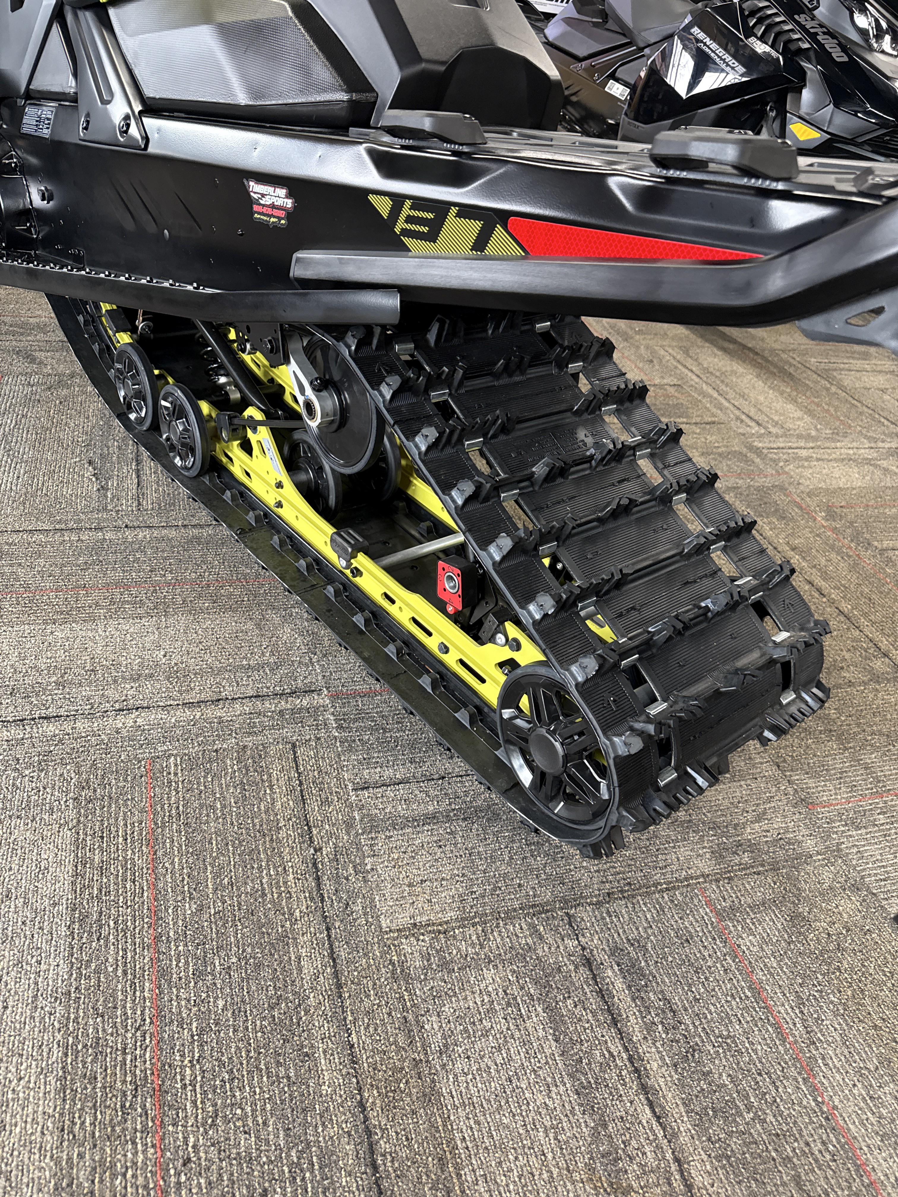 2026 Ski-Doo Renegade Adrenaline 900 ACE Turbo R ES Ripsaw 1.25 3