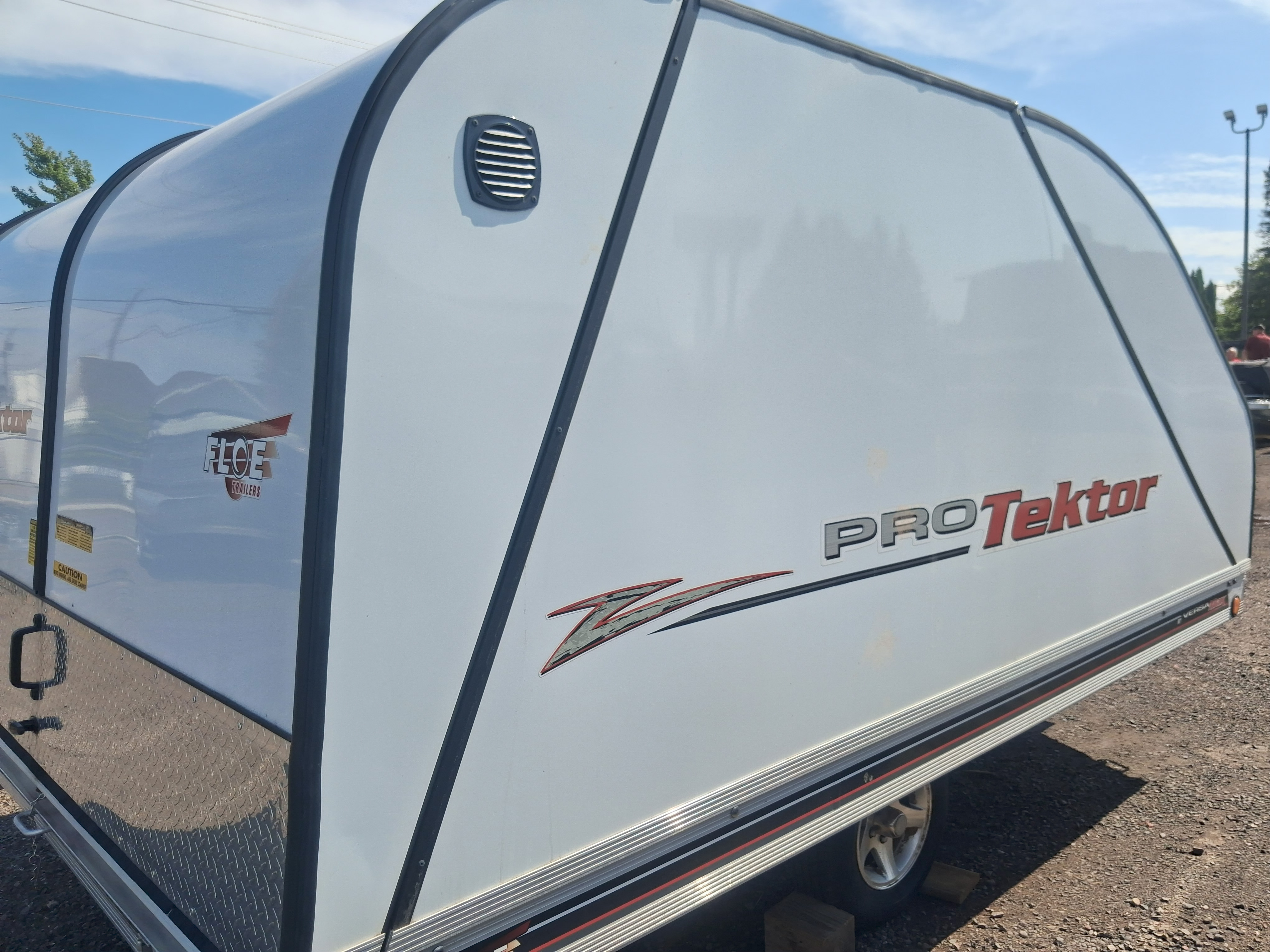 3.0K Enclosed Cargo Trailer photo 7