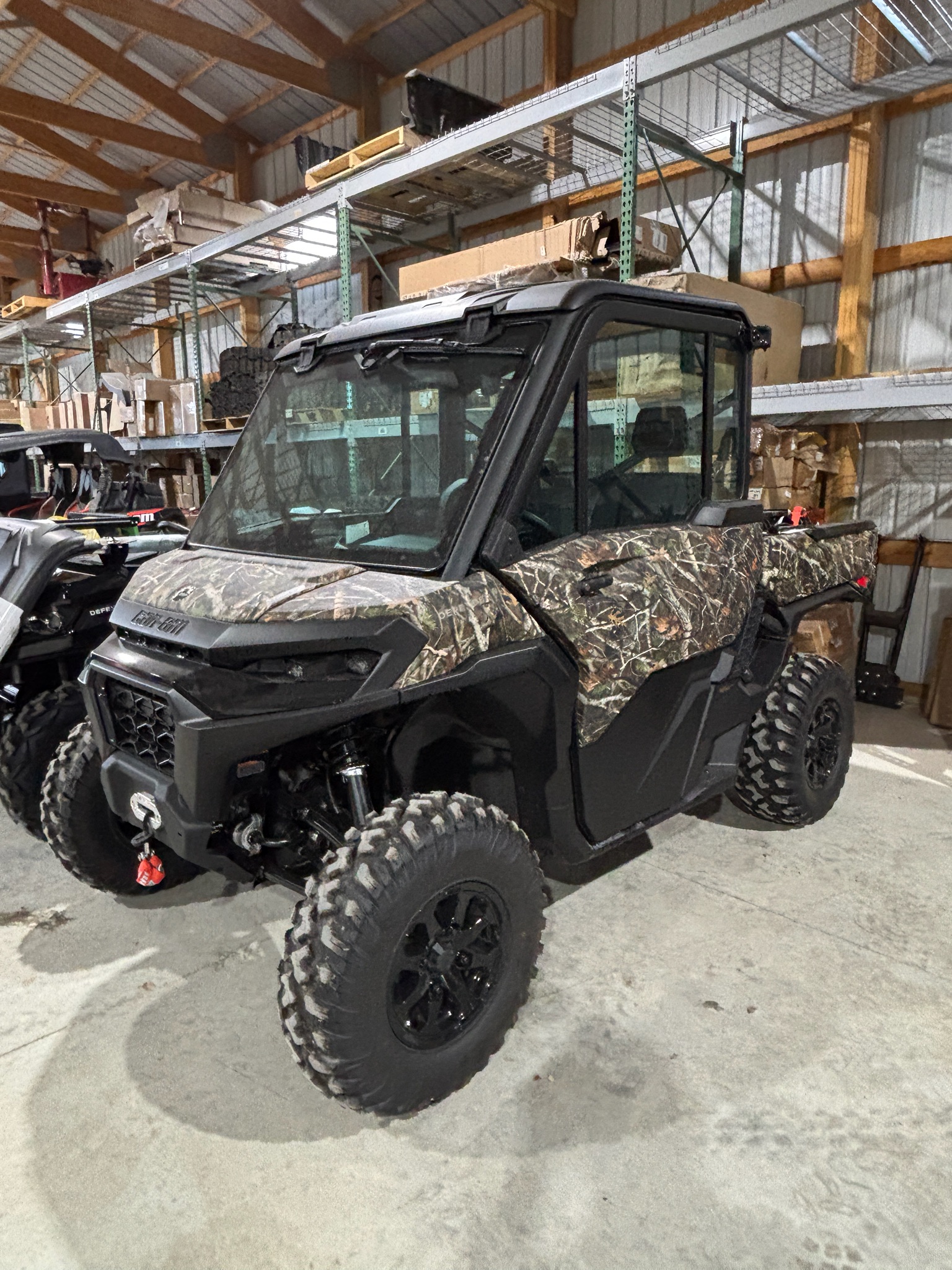 2026 Can-Am Defender XT CAB HD11