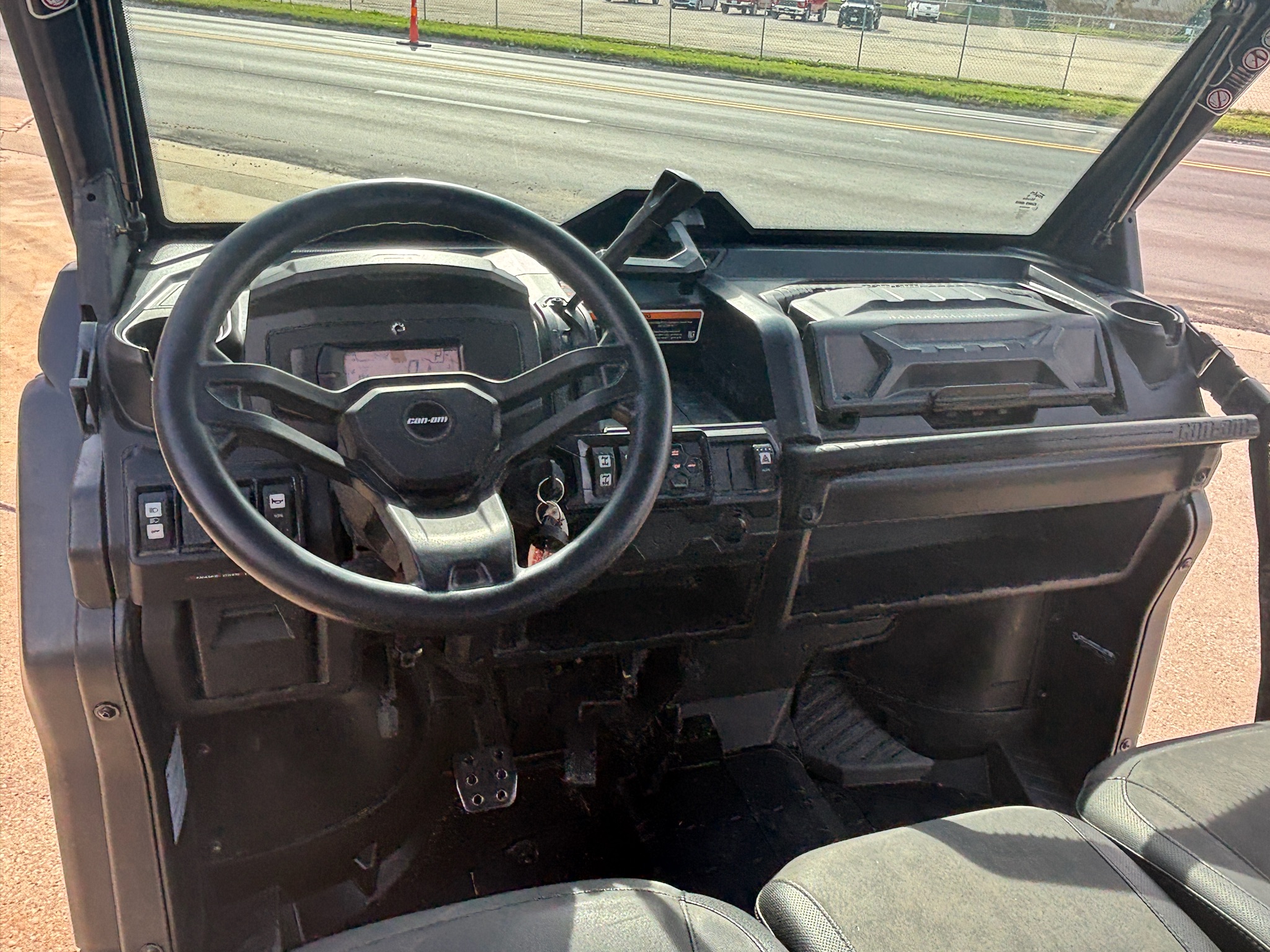 2022 Can-Am™ Defender XT HD9 7