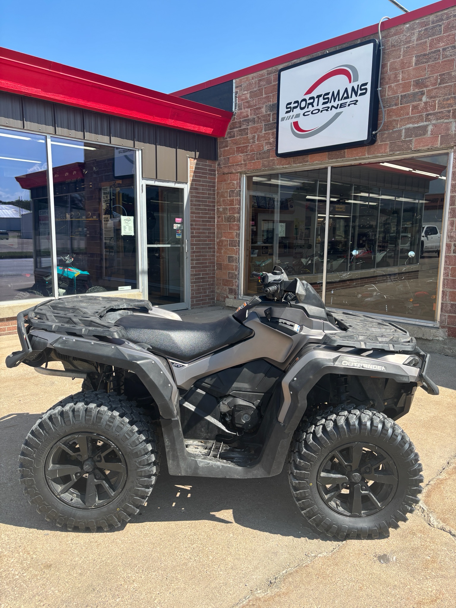 2023 Can-Am™ Outlander XT 850 1