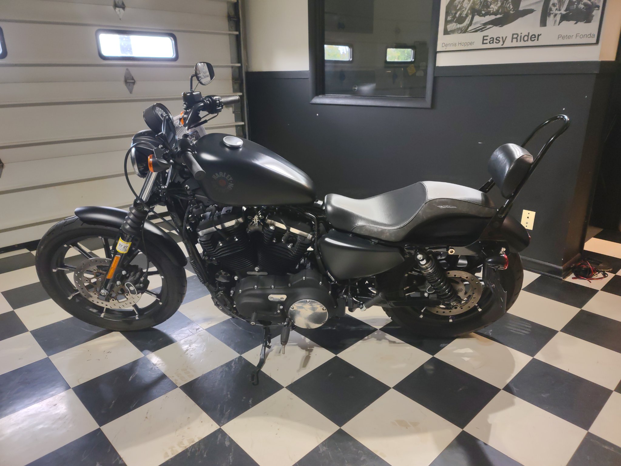 2020 Harley-Davidson Iron 883 2