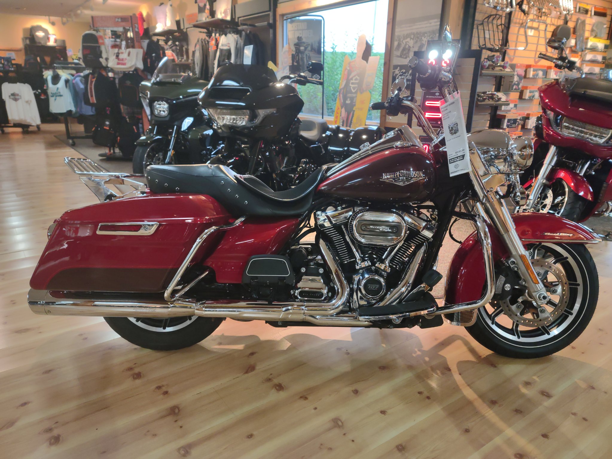 2019 Harley-Davidson Road King® 1