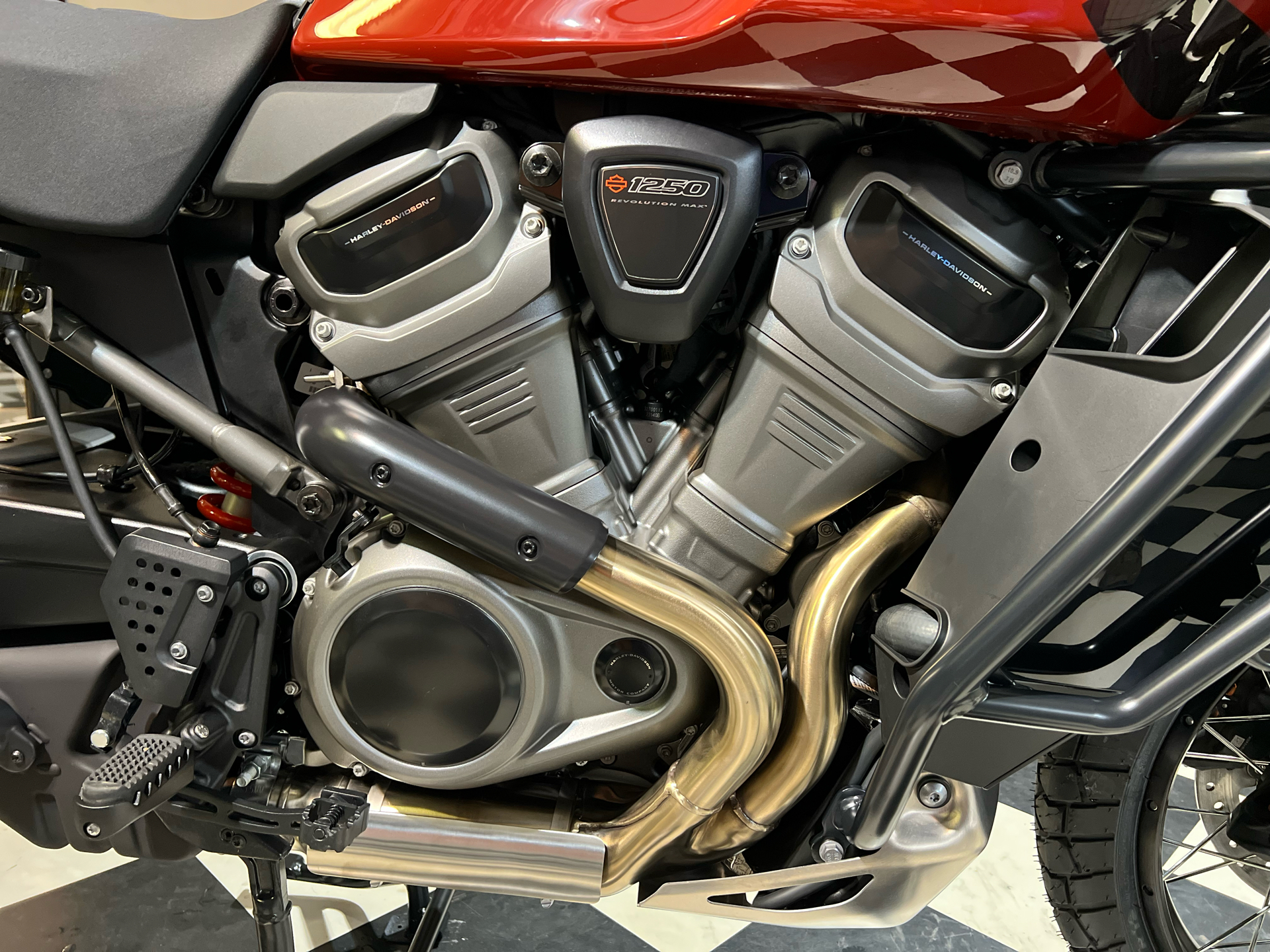 パリオリンピック 2024 ピンバッチ NOC アメリカ USA トライアスロン Paris 2024 – Honav USA