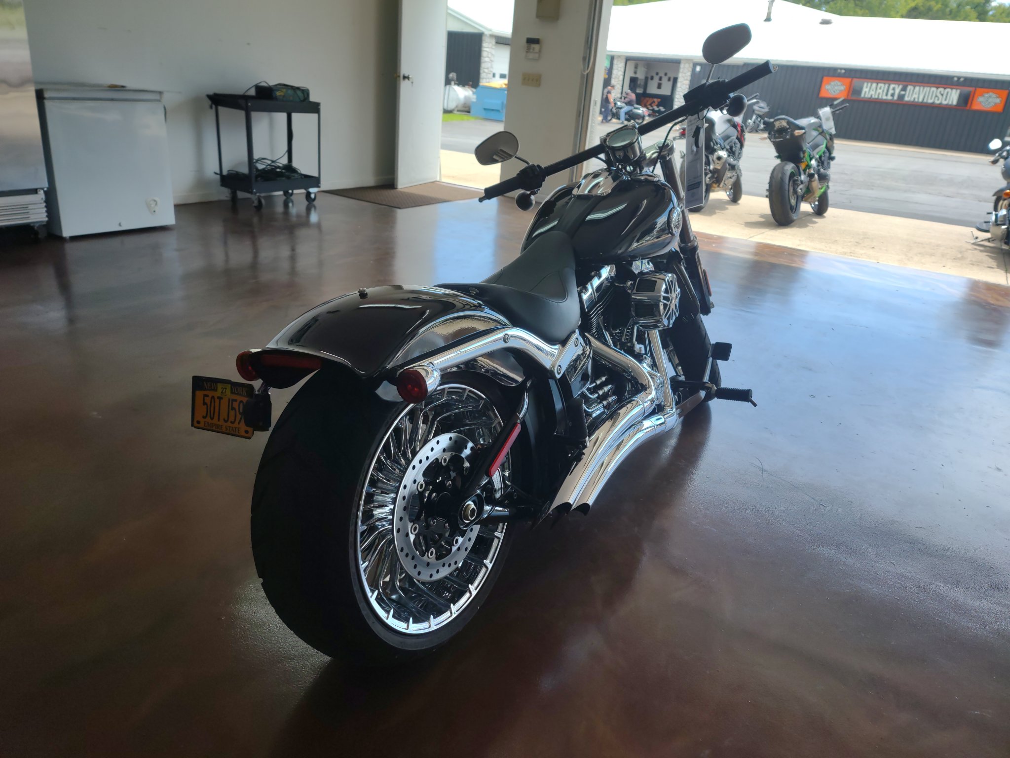 2017 Harley-Davidson Breakout® 5