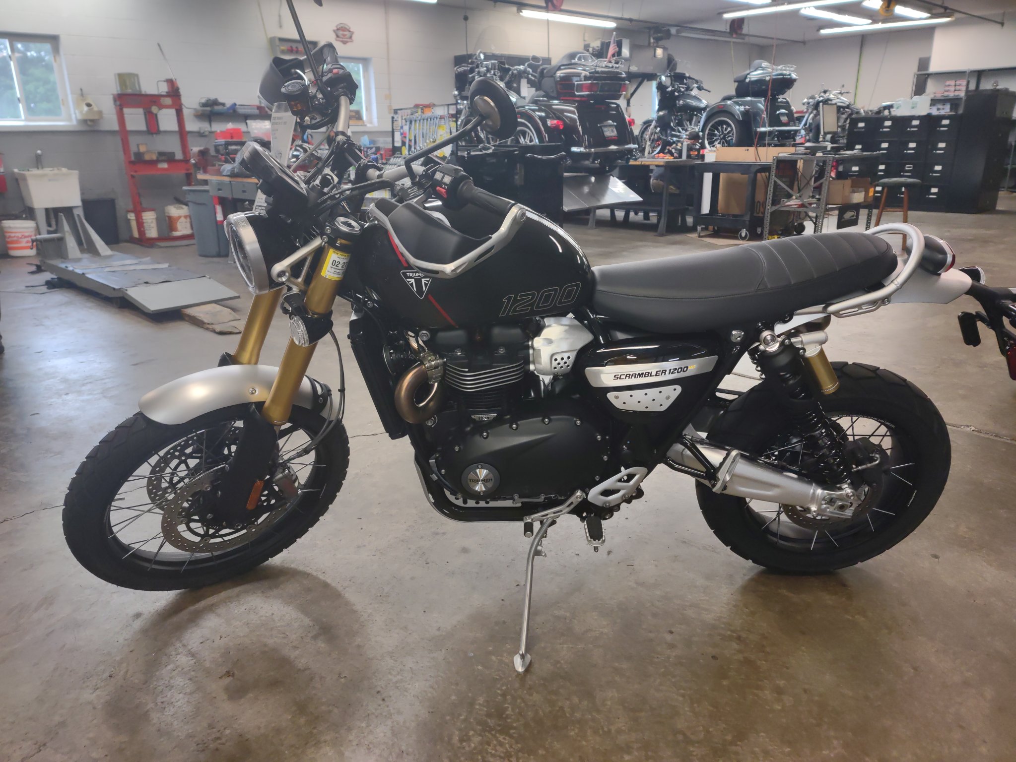 2025 Triumph Scrambler 1200 XE 2