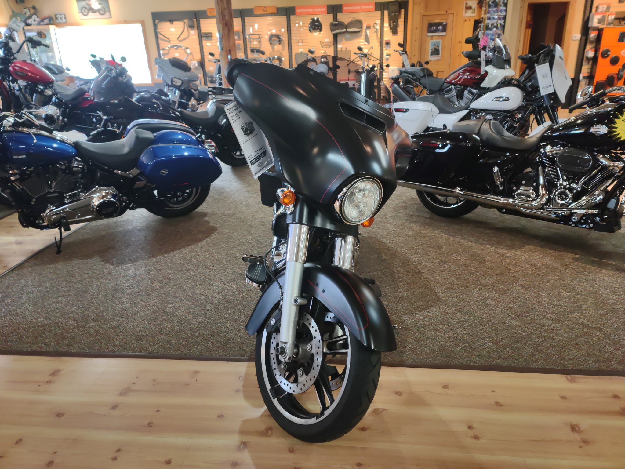 2016 Harley-Davidson Street Glide® Special 3