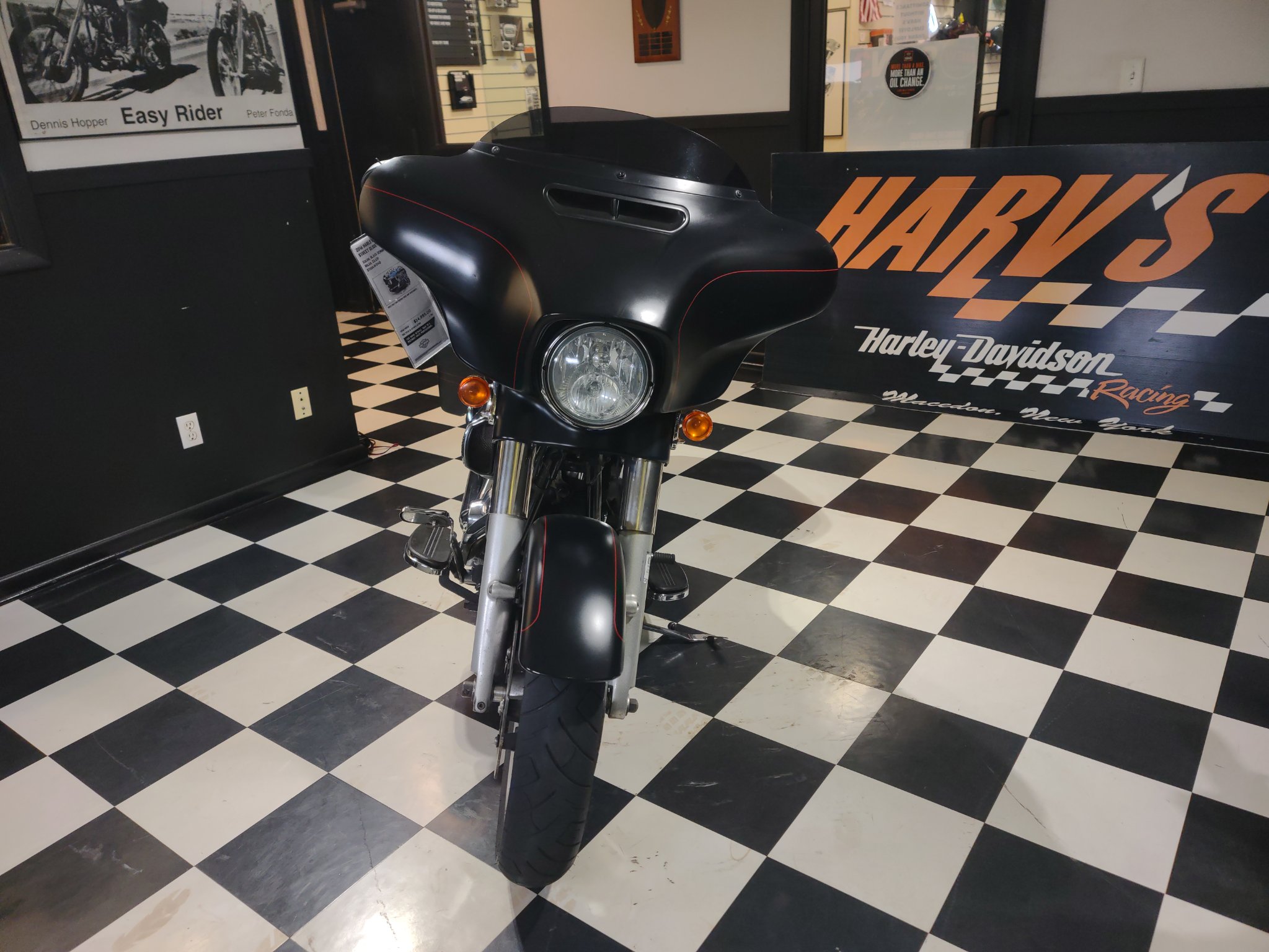 2016 Harley-Davidson Street Glide® Special 3