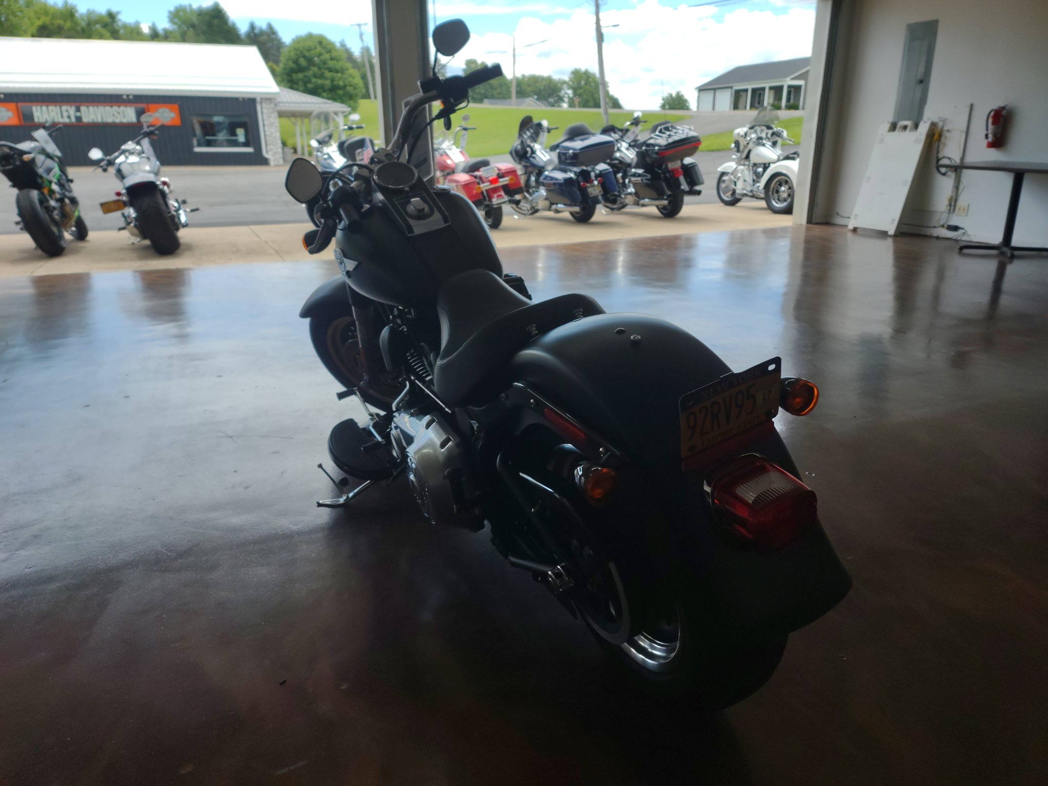 2013 Harley-Davidson Softail® Fat Boy® Lo 5