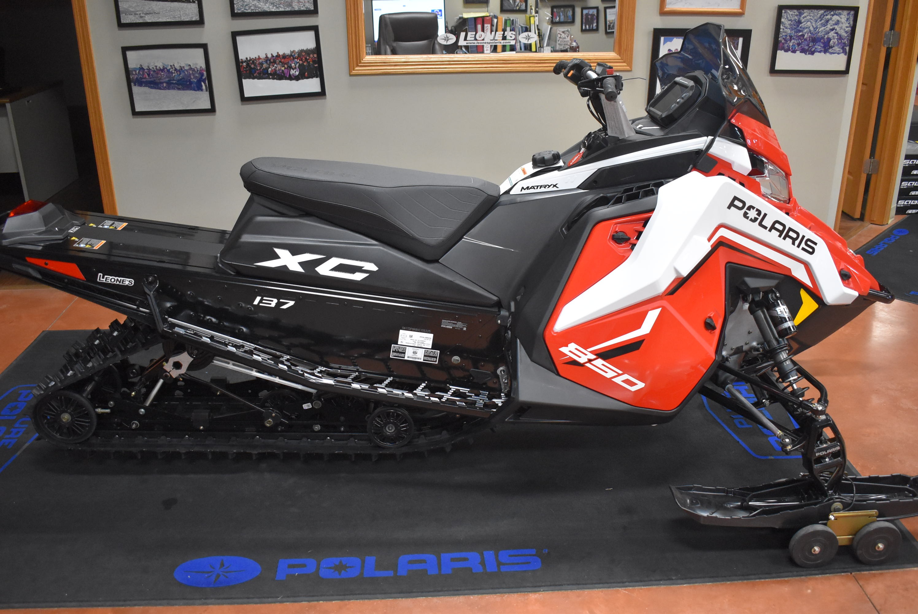 2027 Polaris 850 INDY XC 137 Indy Red 7S ES 7