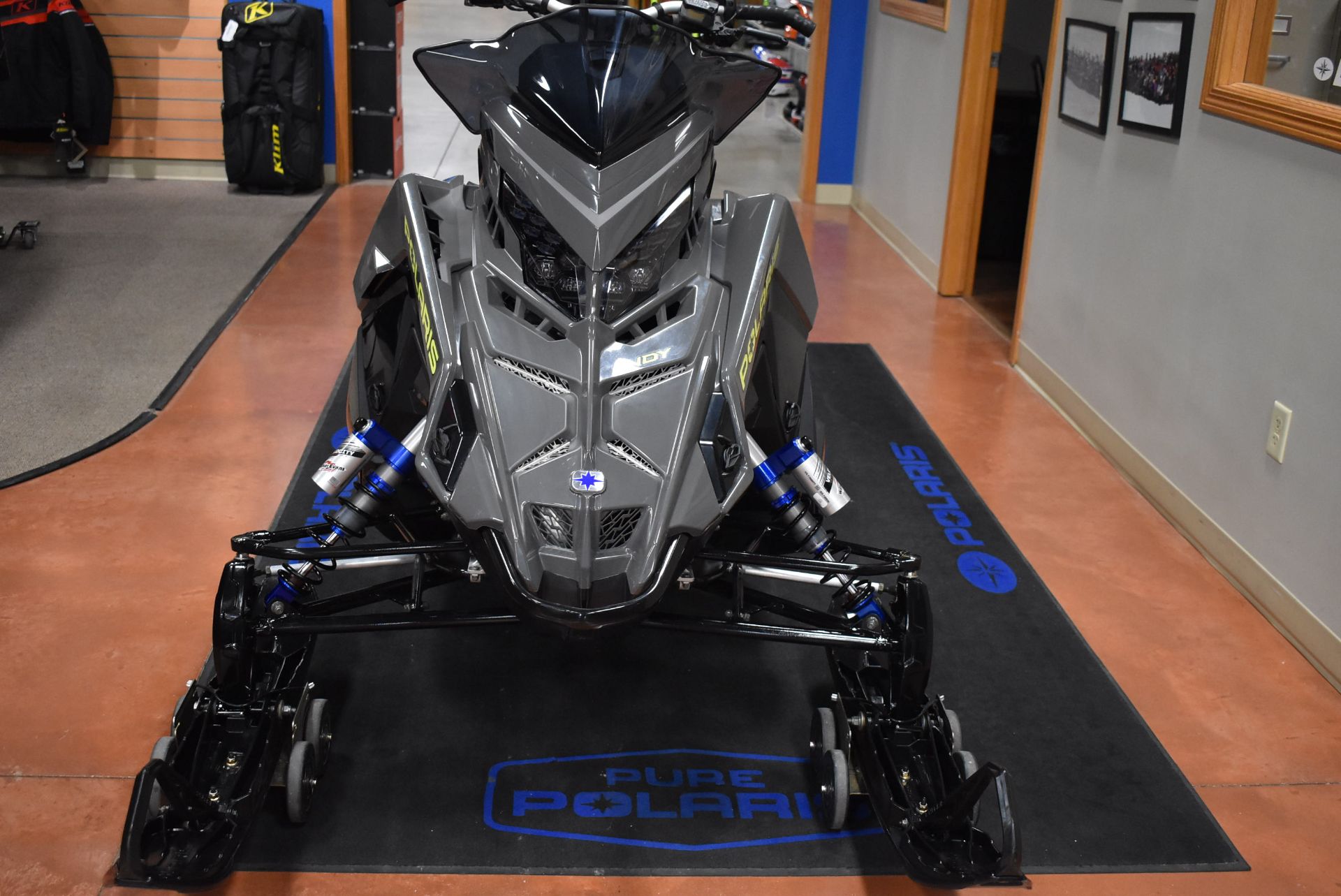 2024 Polaris Patriot Boost Indy VR1 137 SC ES 2