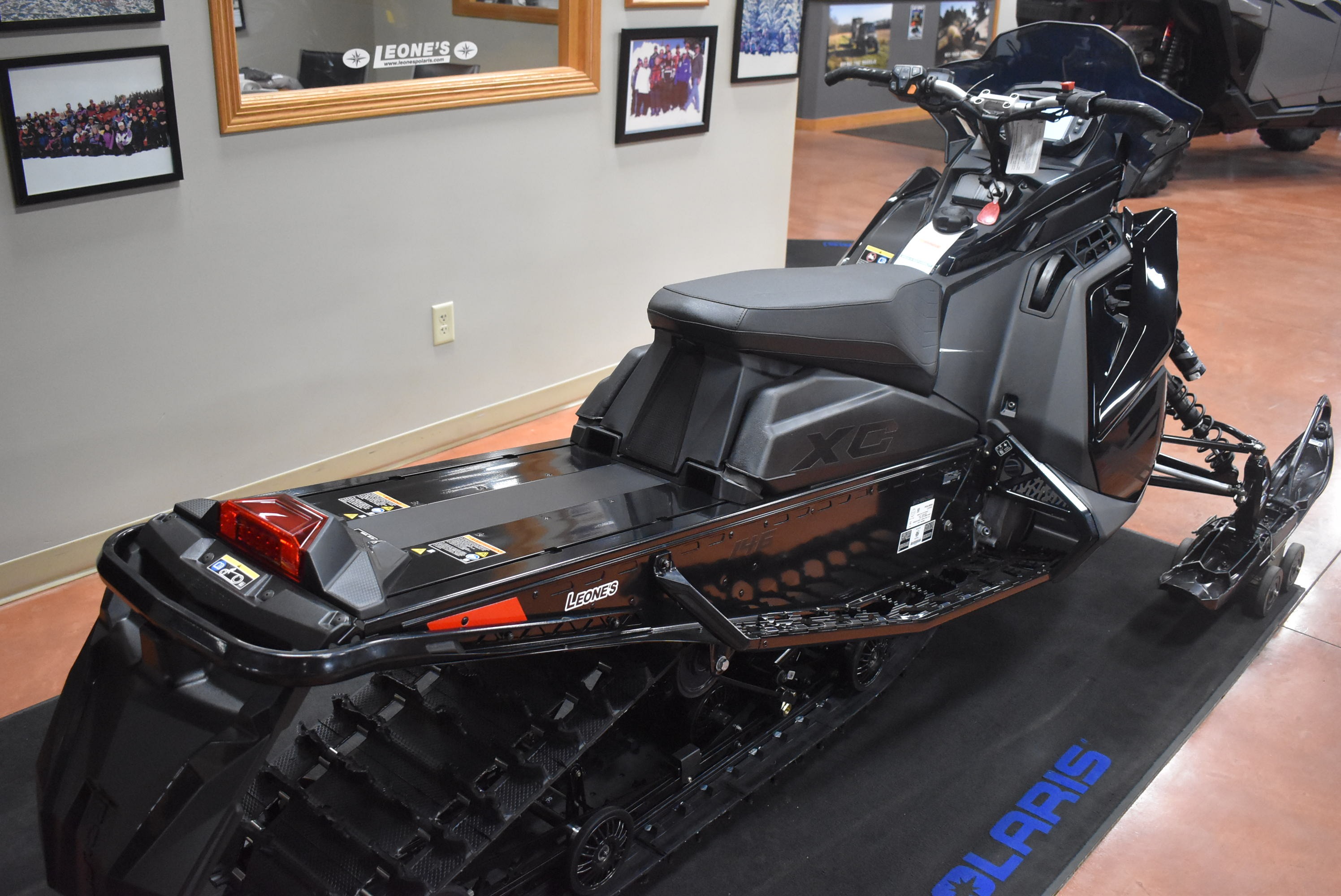 2027 Polaris 850 Switchback XC 146 Gloss Black 1.35 7S ES 6