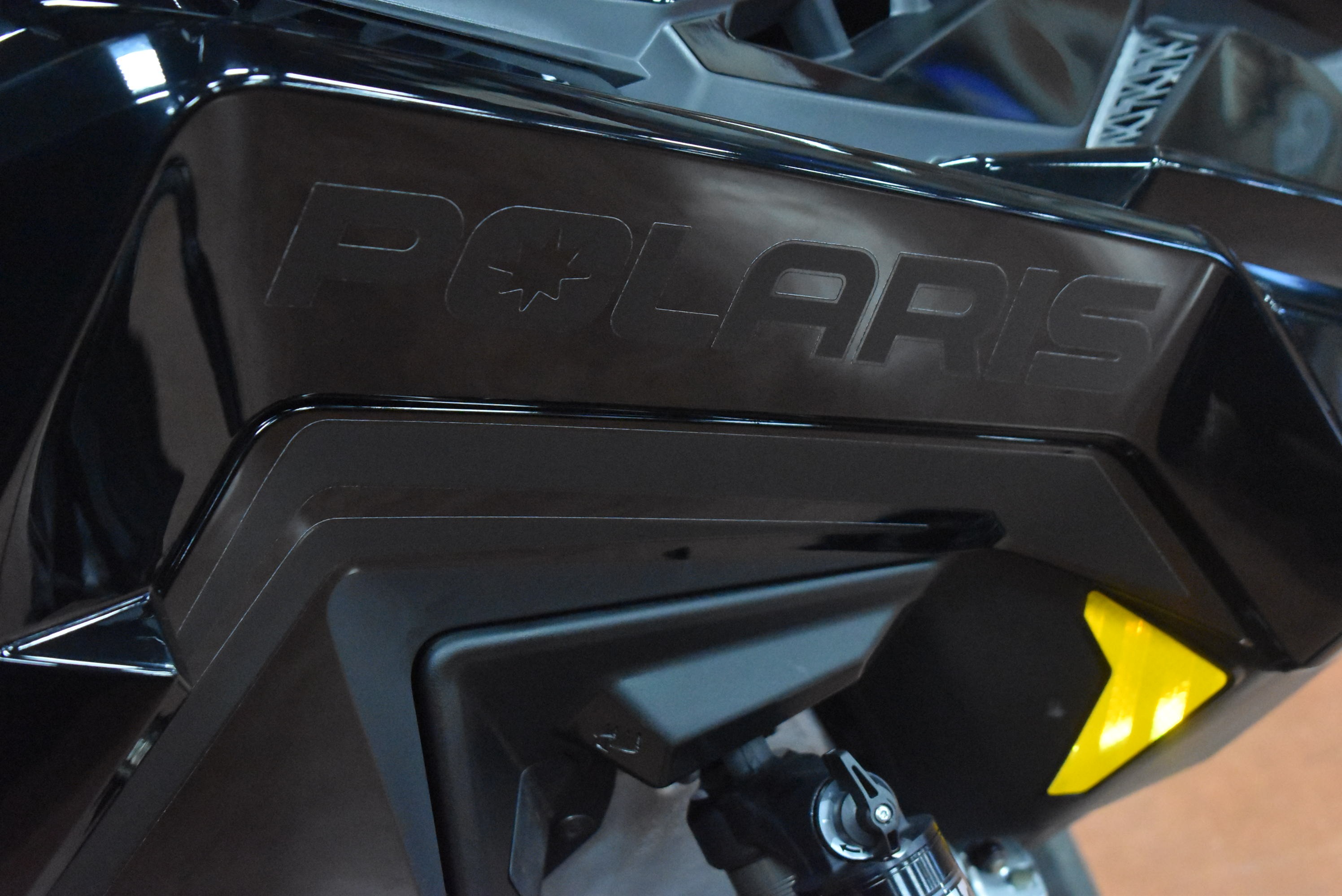 2027 Polaris 850 Switchback XC 146 Gloss Black 1.35 7S ES 9
