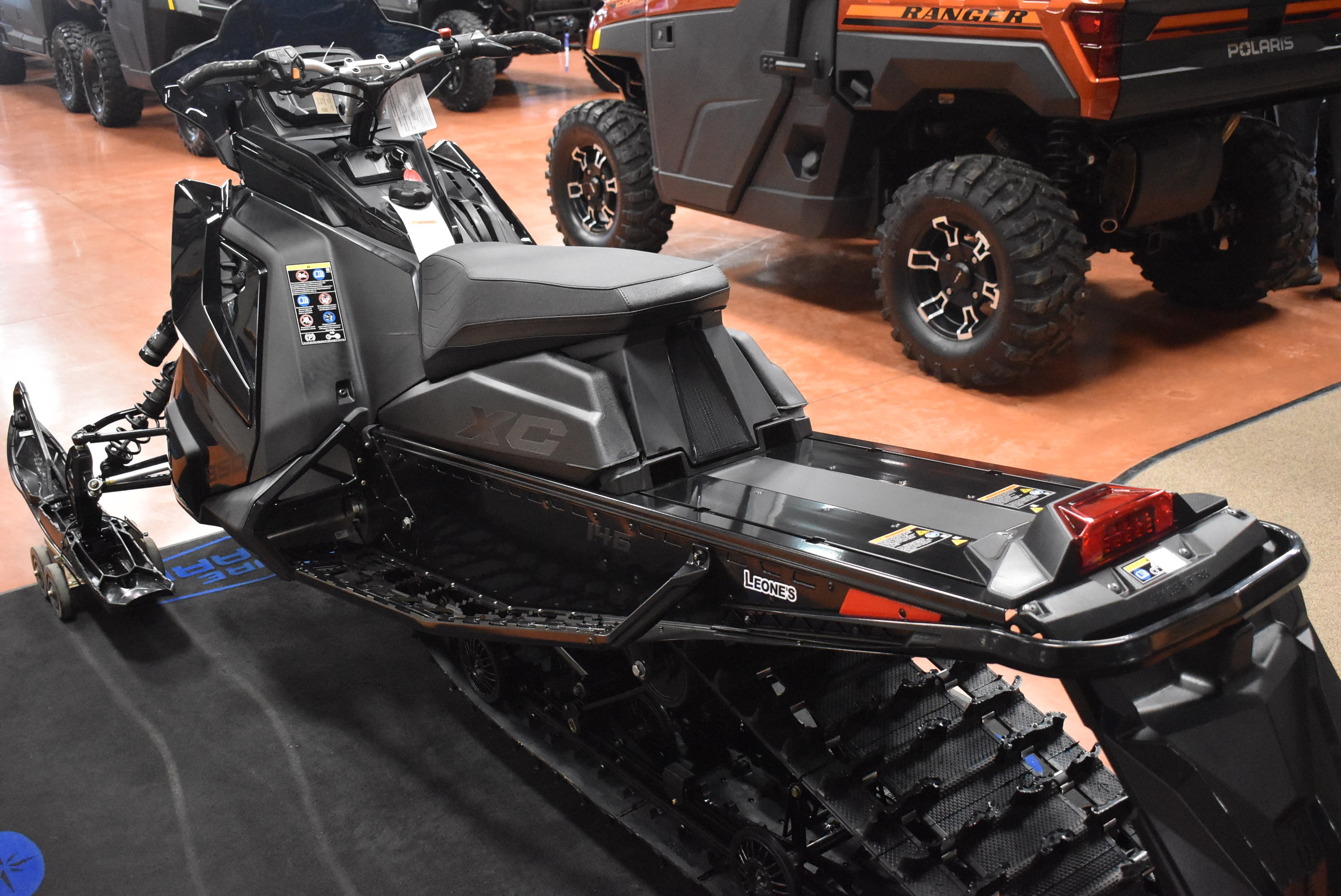 2027 Polaris 850 Switchback XC 146 Gloss Black 1.35 7S ES 4