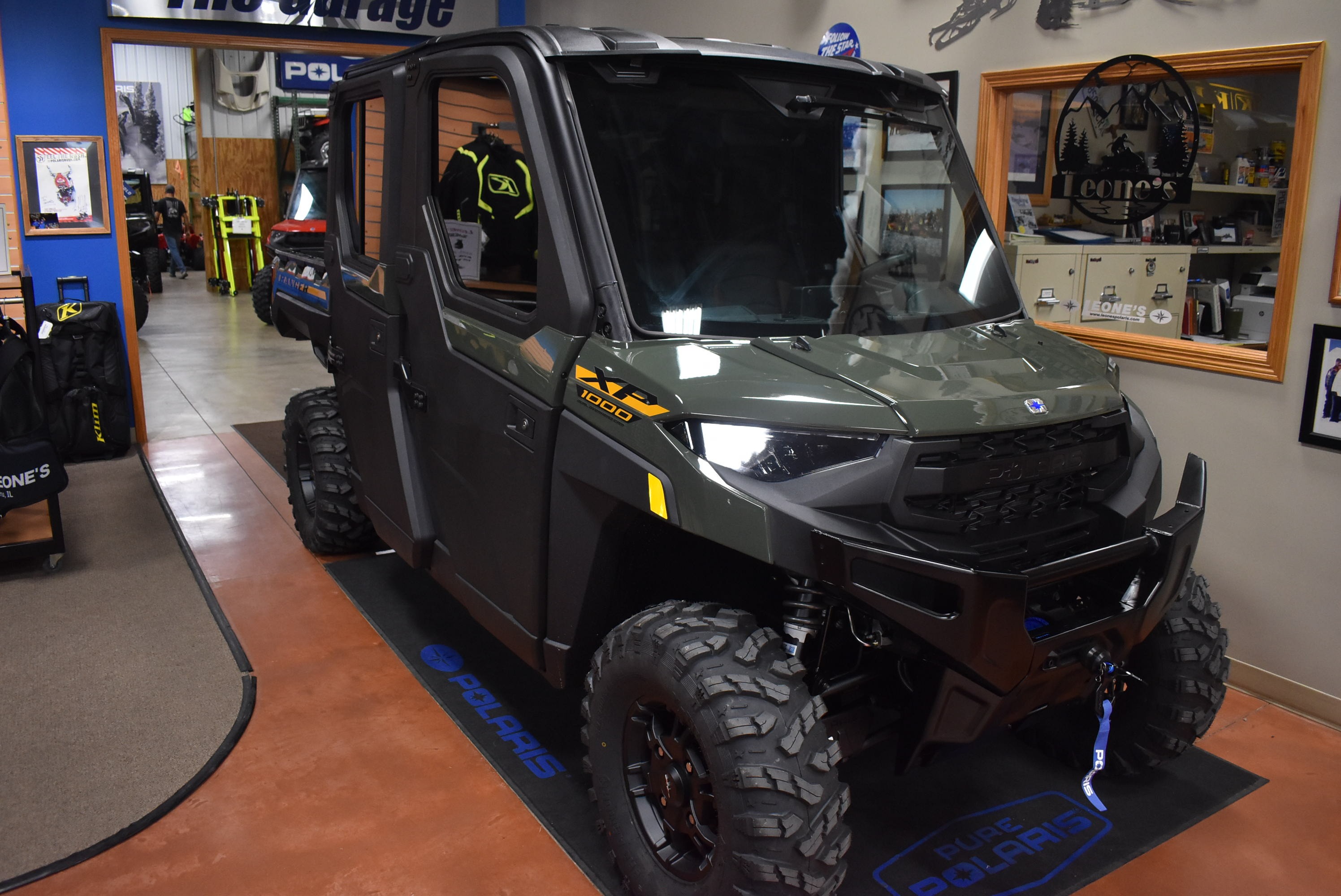 2027 Polaris Ranger Crew XP 1000 NorthStar Ultimate 1