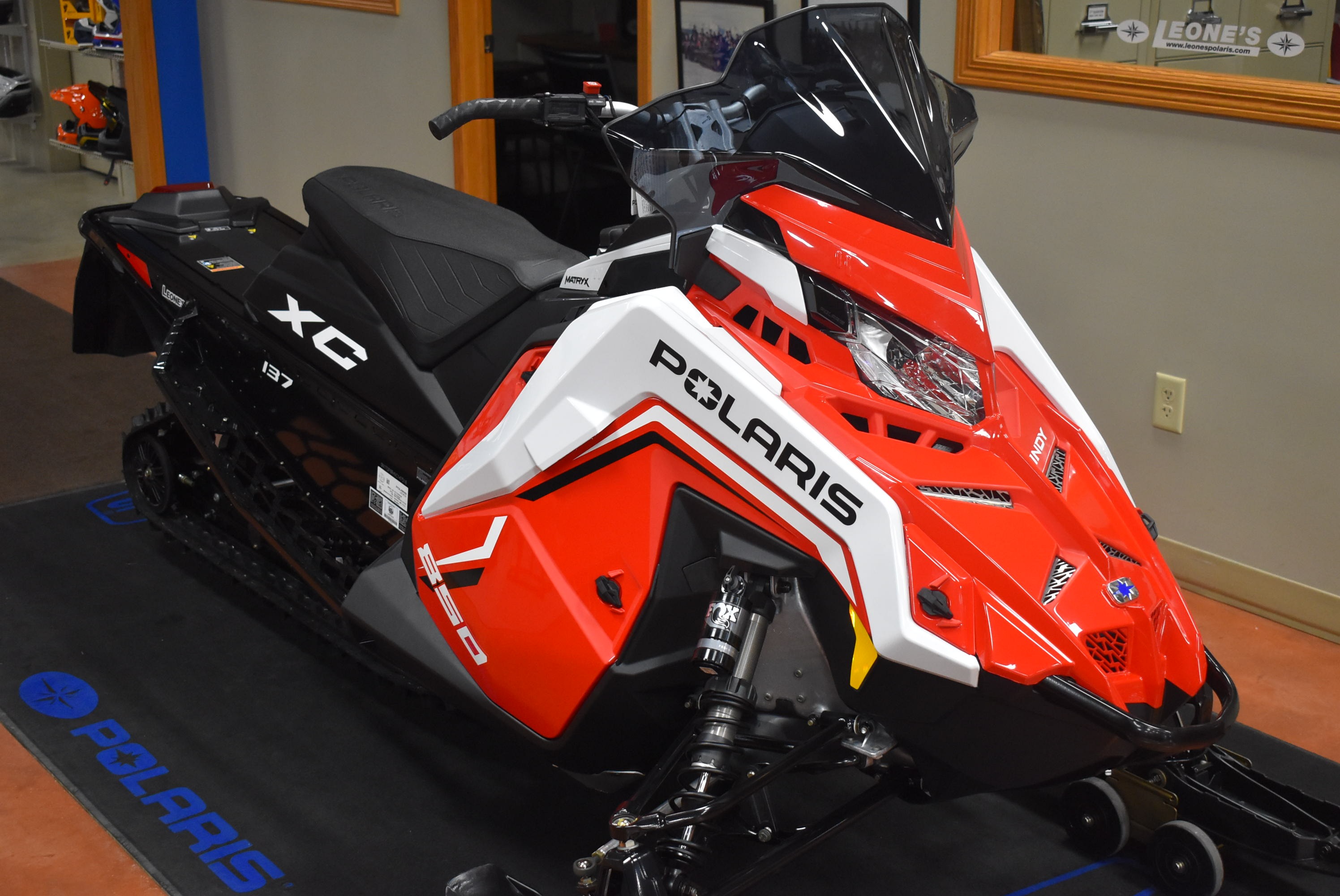 2027 Polaris 850 INDY XC 137 Indy Red ES 1