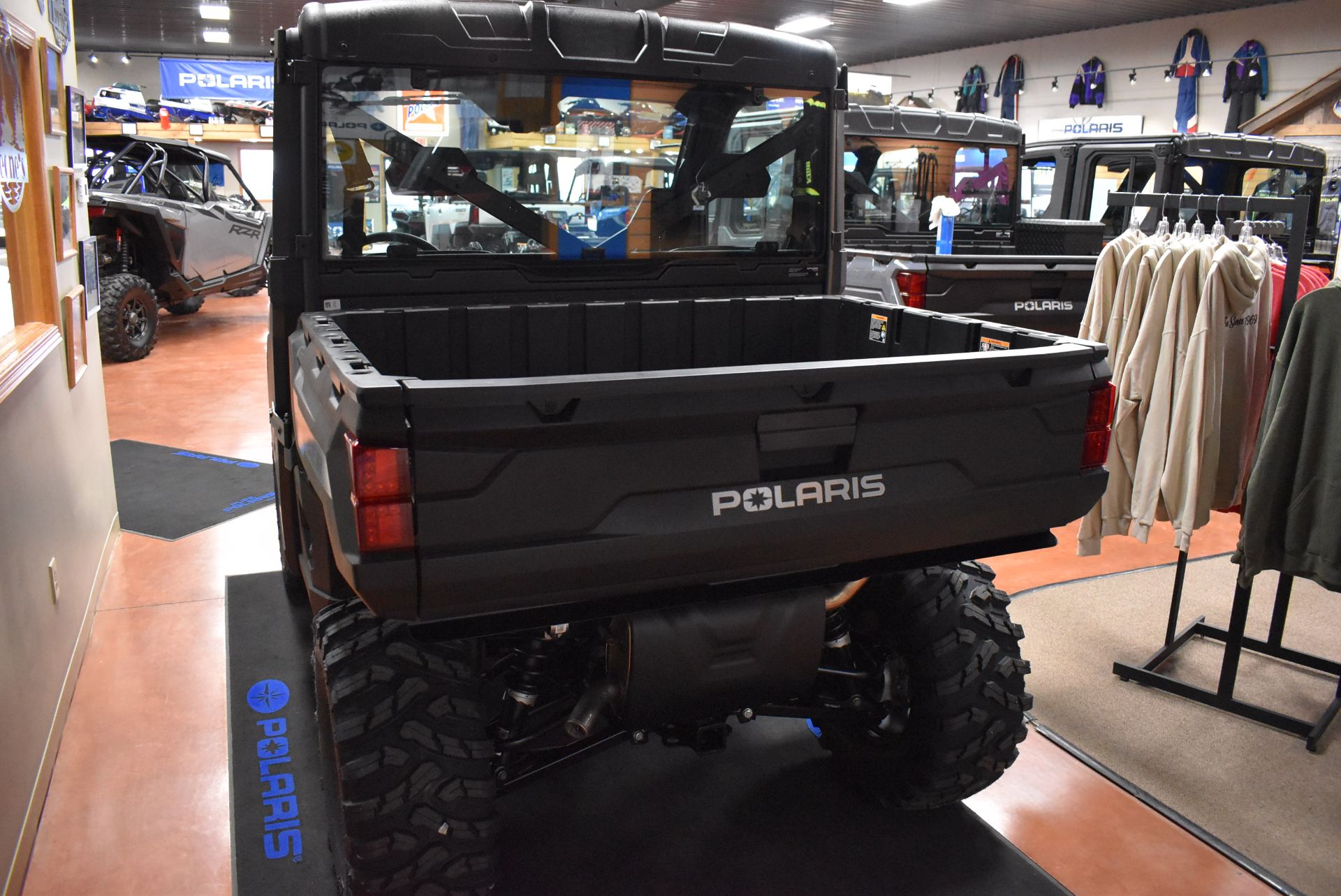 2027 Polaris Ranger XP 1000 Cab 4