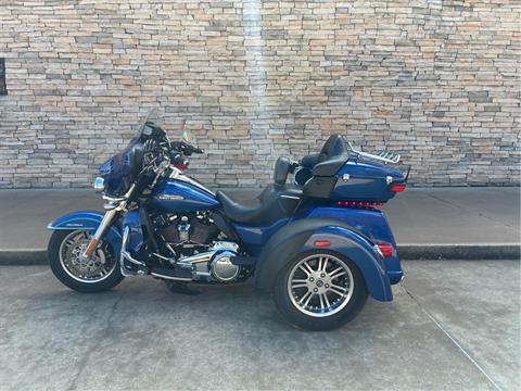 2017 Harley-Davidson Tri Glide® Ultra in Bossier City, Louisiana - Photo 1